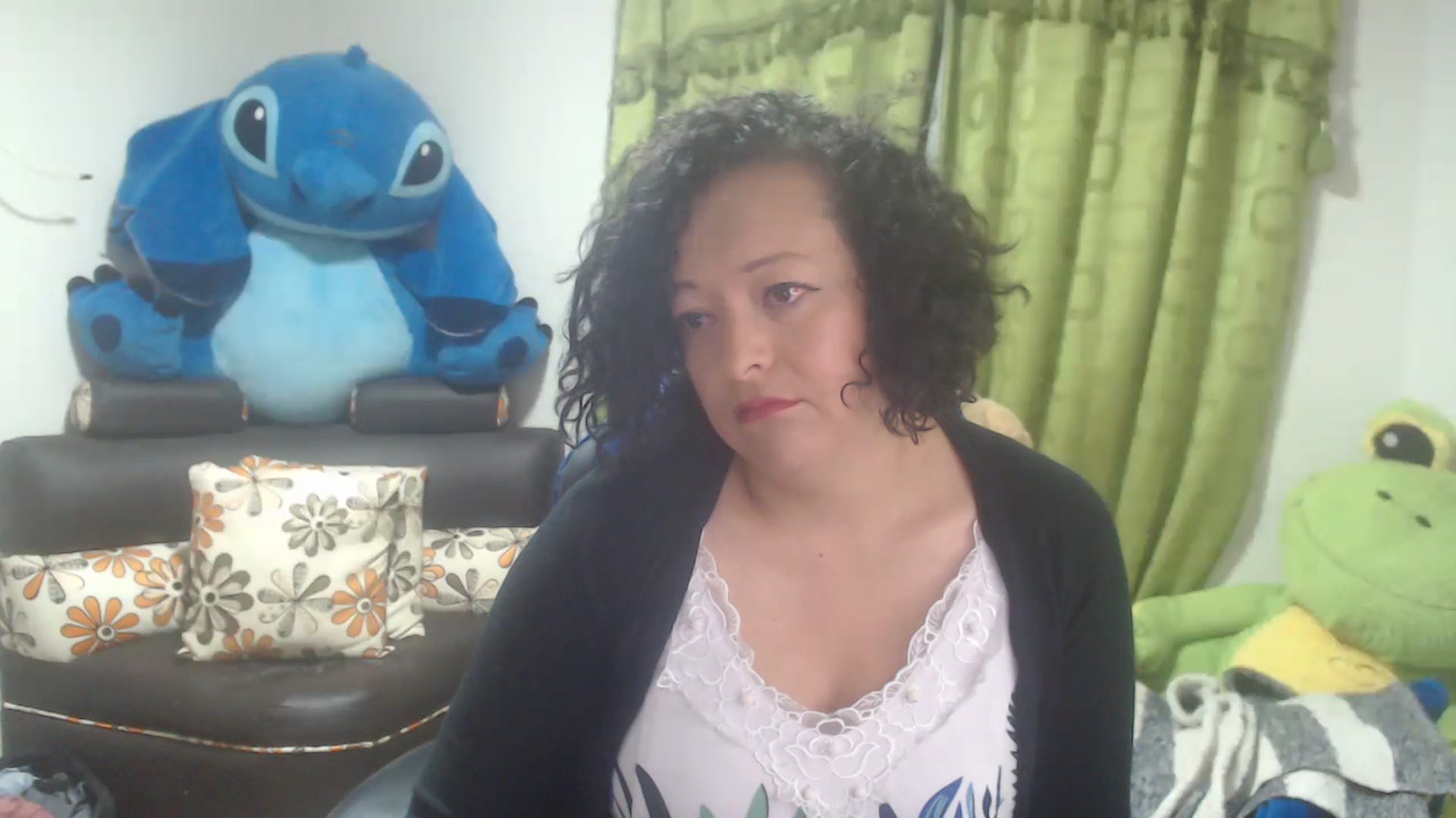 Gallery image thumbnail from Oriana_wet's myfreecams stream on, 07/16/2023, 12:50 image 12 of 20