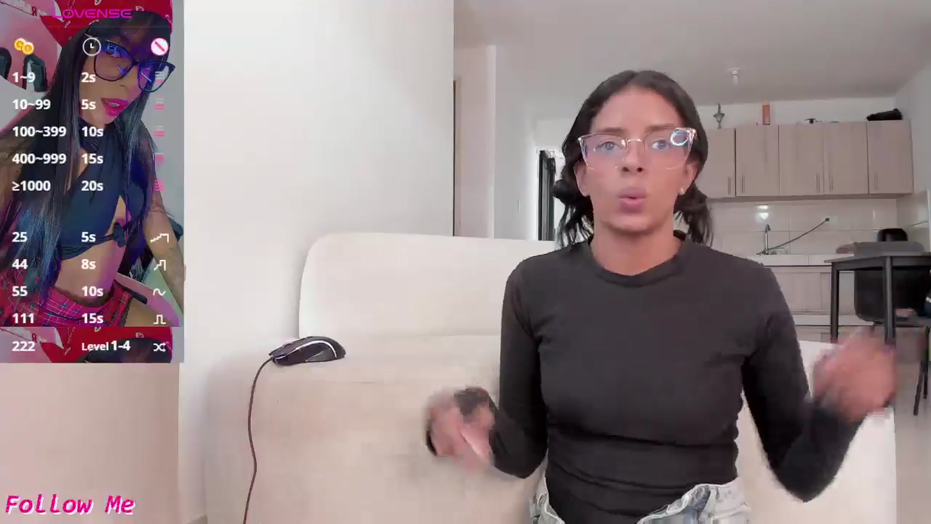 Gallery image thumbnail from Oshumm's myfreecams stream on, 12/30/2025, 16:04 image 19 of 20
