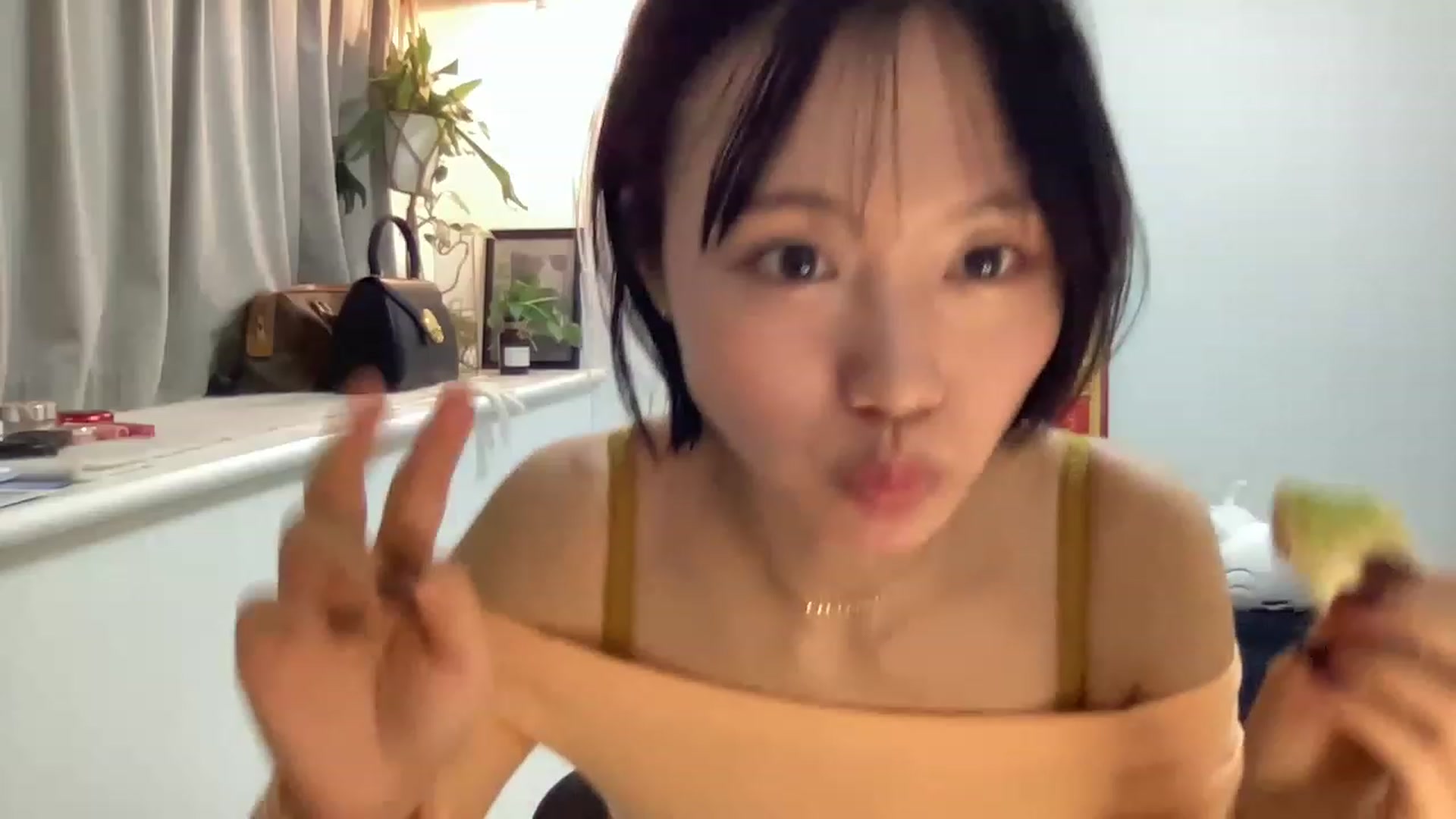 Gallery image thumbnail from Otochan's myfreecams stream on, 12/28/2022, 08:34 image 8 of 20