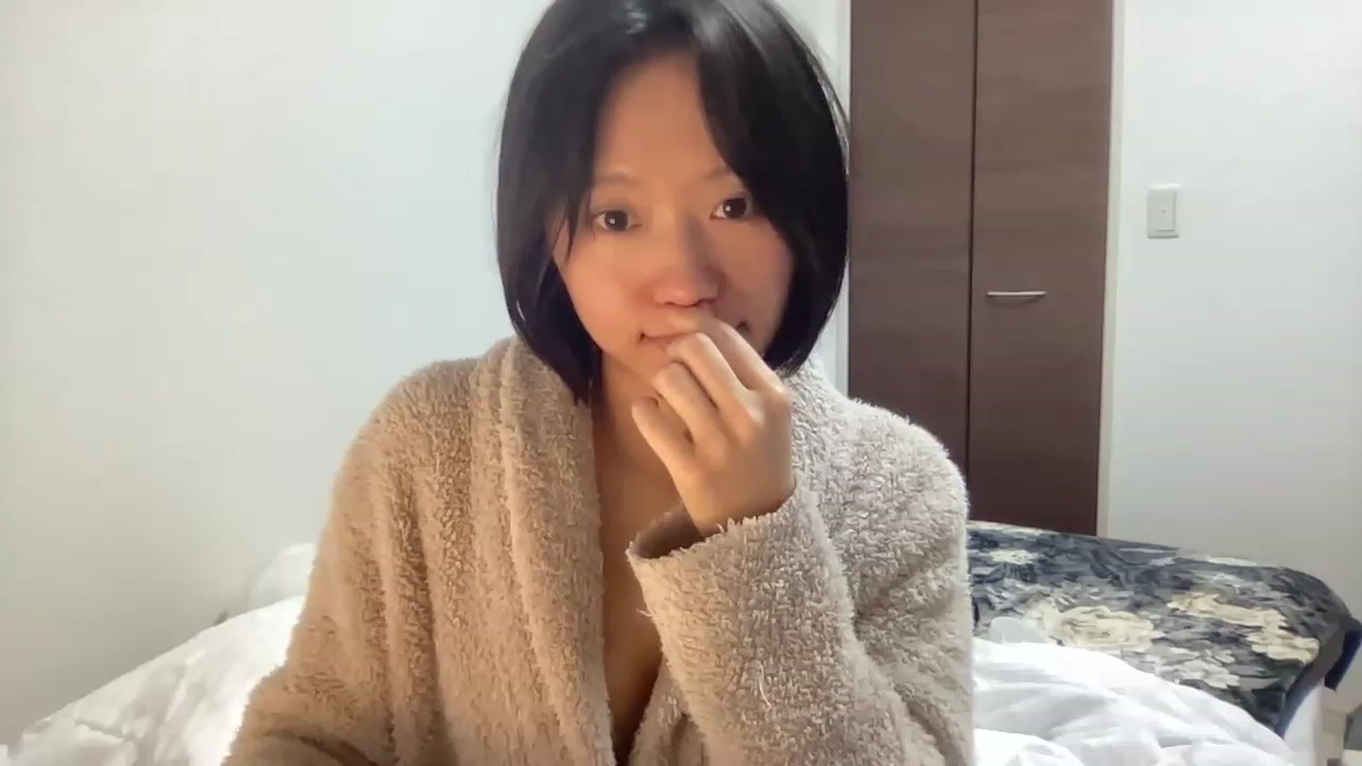 Gallery image thumbnail from Otochan's myfreecams stream on, 02/04/2023, 09:40 image 16 of 20