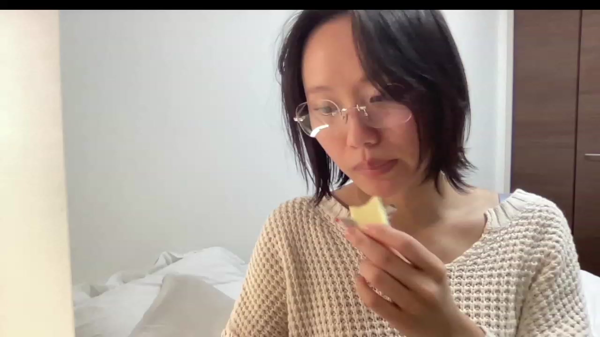 Gallery image thumbnail from Otochan's myfreecams stream on, 03/04/2023, 10:39 image 18 of 20