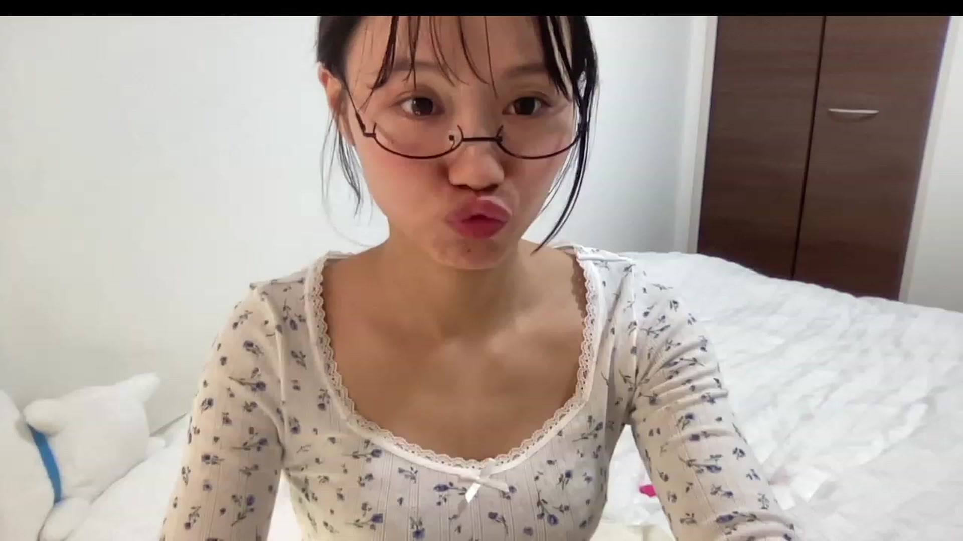Gallery image thumbnail from Otochan's myfreecams stream on, 03/20/2023, 13:09 image 8 of 20
