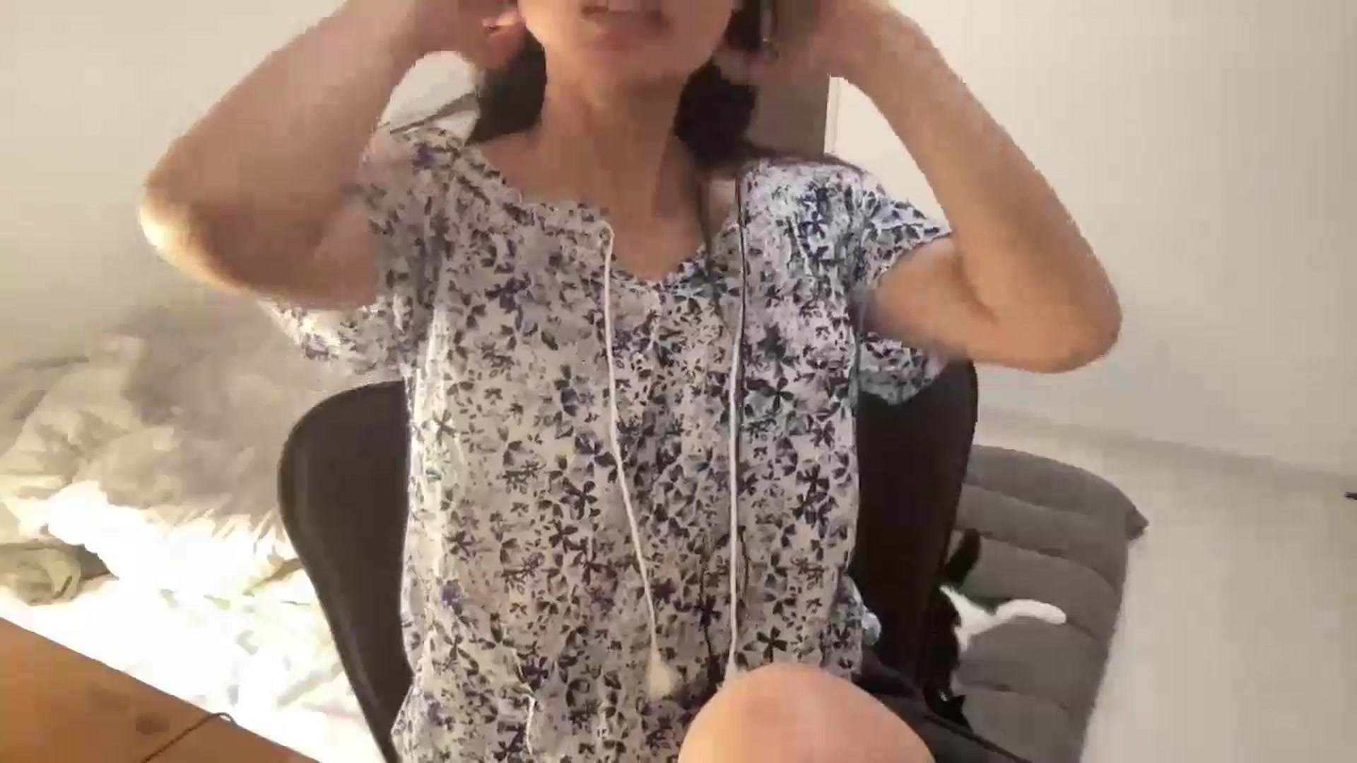 Gallery image thumbnail from Otochan's myfreecams stream on, 10/05/2024, 11:16 image 14 of 20
