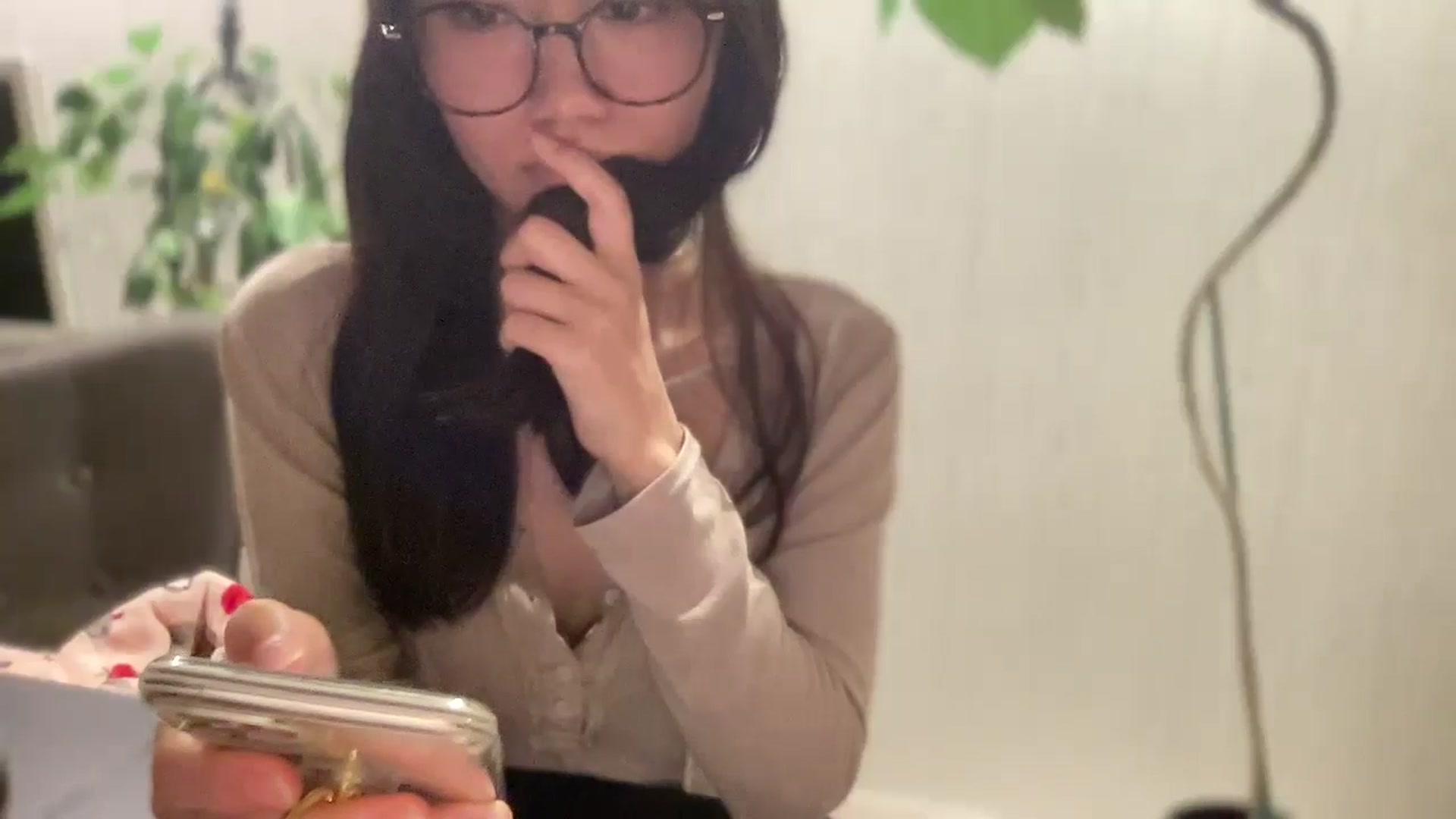 Gallery image thumbnail from Otochan's myfreecams stream on, 10/10/2024, 09:42 image 17 of 20