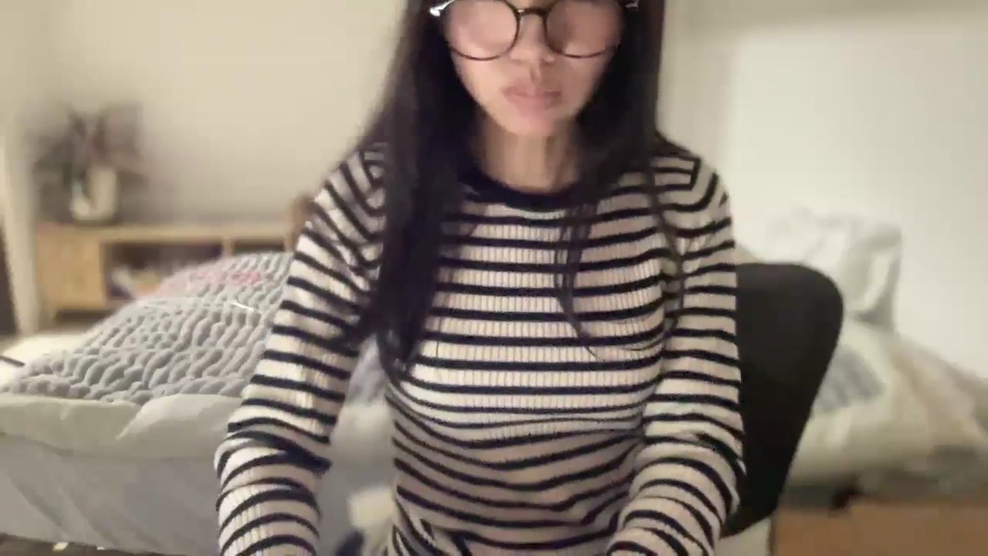 Gallery image thumbnail from Otochan's myfreecams stream on, 12/01/2024, 09:21 image 17 of 20