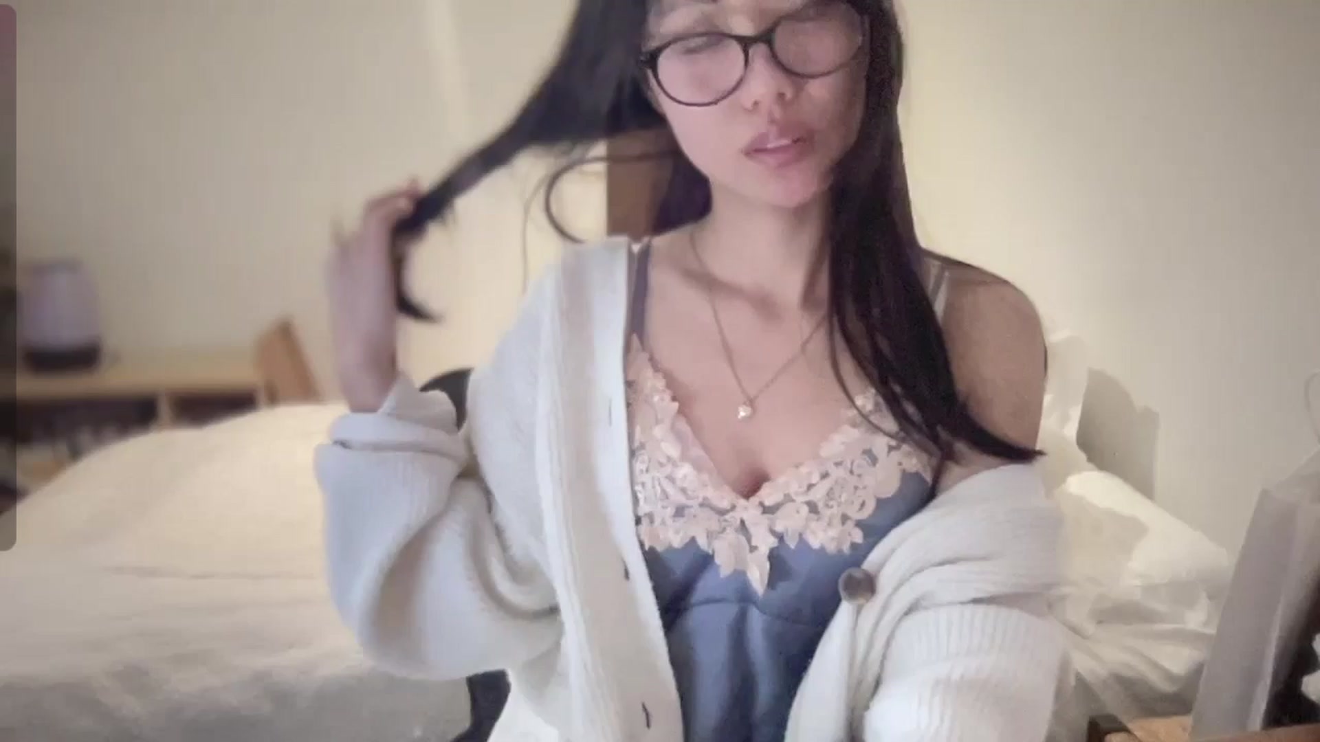 Gallery image thumbnail from Otochan's myfreecams stream on, 12/03/2024, 11:57 image 3 of 20