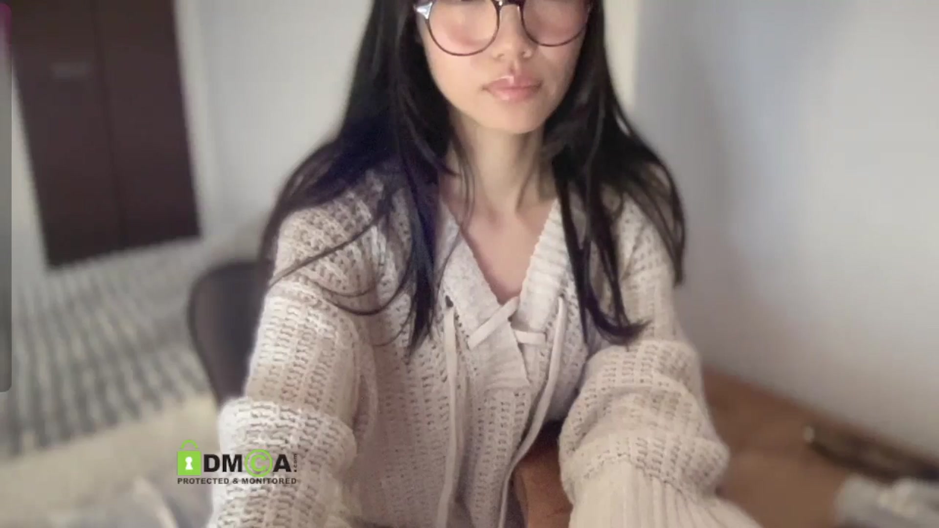 Gallery image thumbnail from Otochan's myfreecams stream on, 12/10/2024, 07:17 image 10 of 20