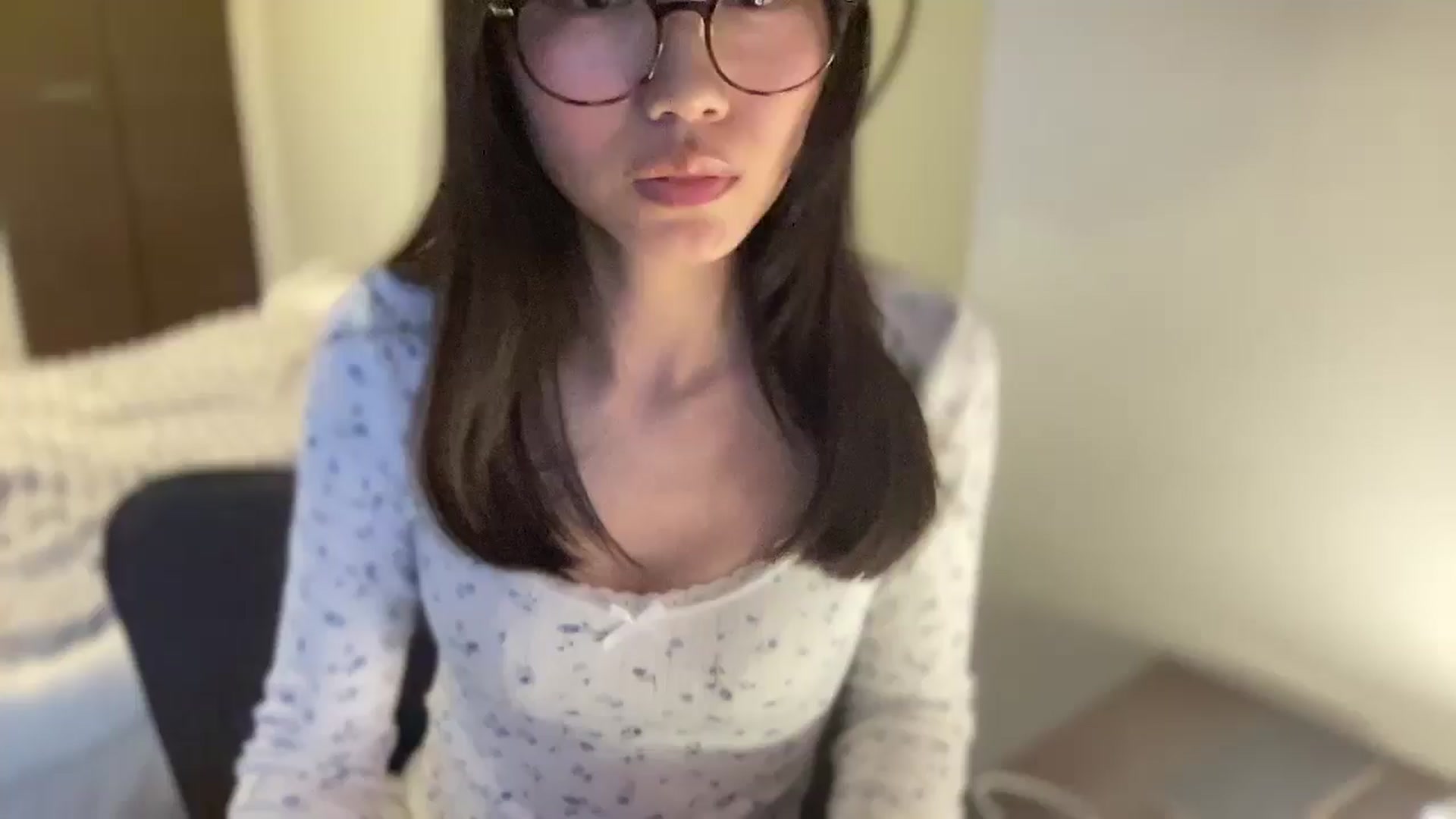 Gallery image thumbnail from Otochan's myfreecams stream on, 03/14/2025, 10:42 image 4 of 20