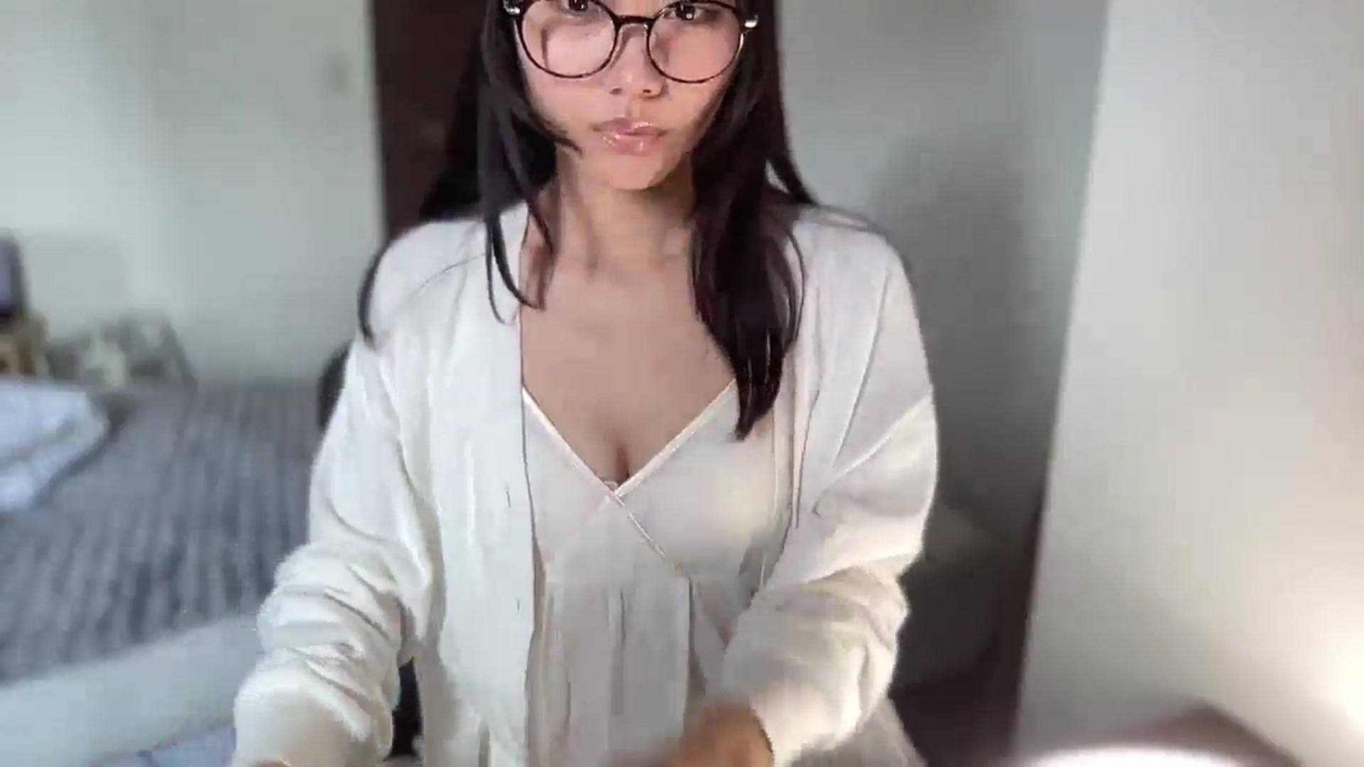 Gallery image thumbnail from Otochan's myfreecams stream on, 04/14/2025, 05:49 image 4 of 20
