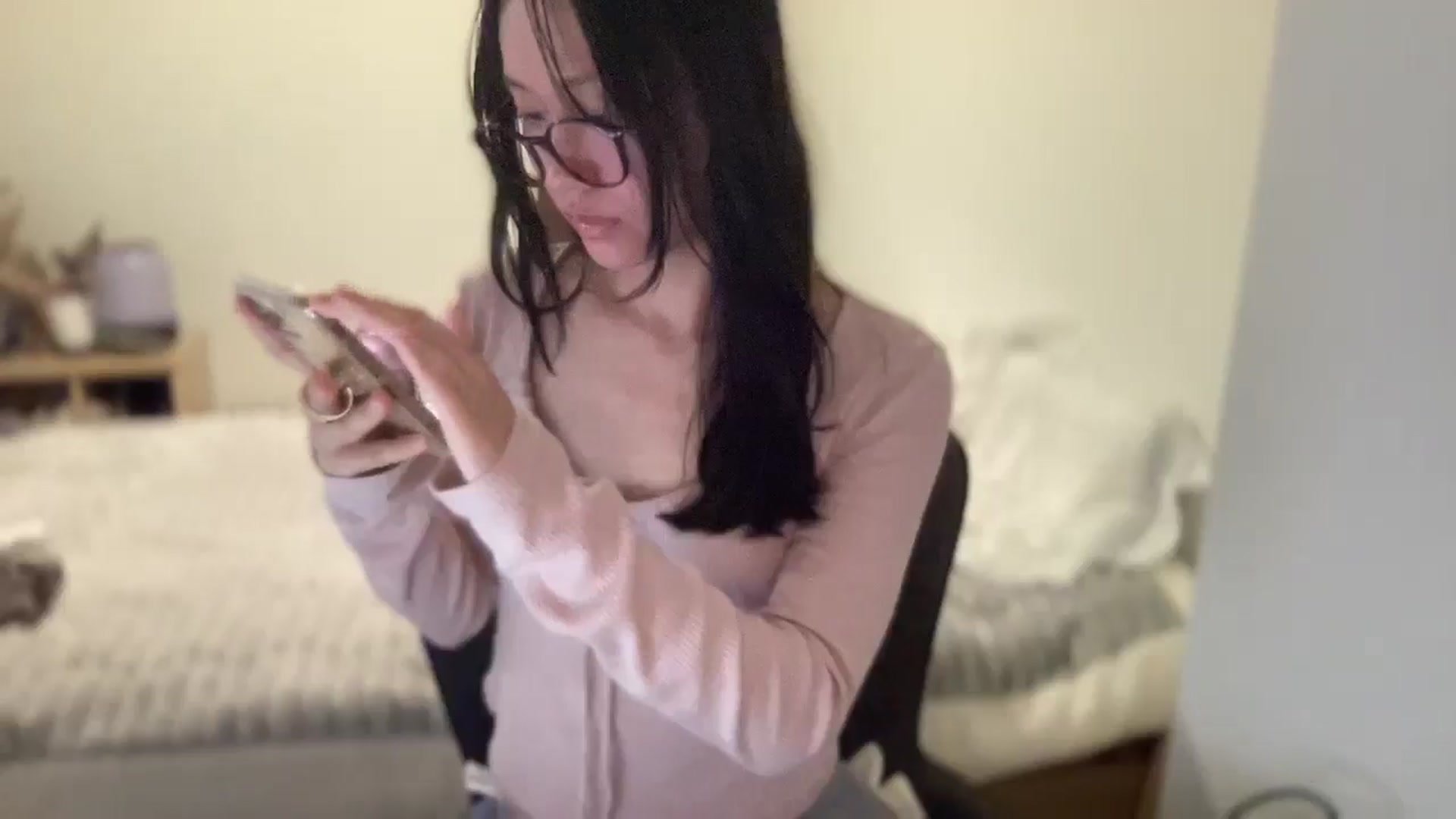 Gallery image thumbnail from Otochan's myfreecams stream on, 04/18/2025, 13:01 image 9 of 20