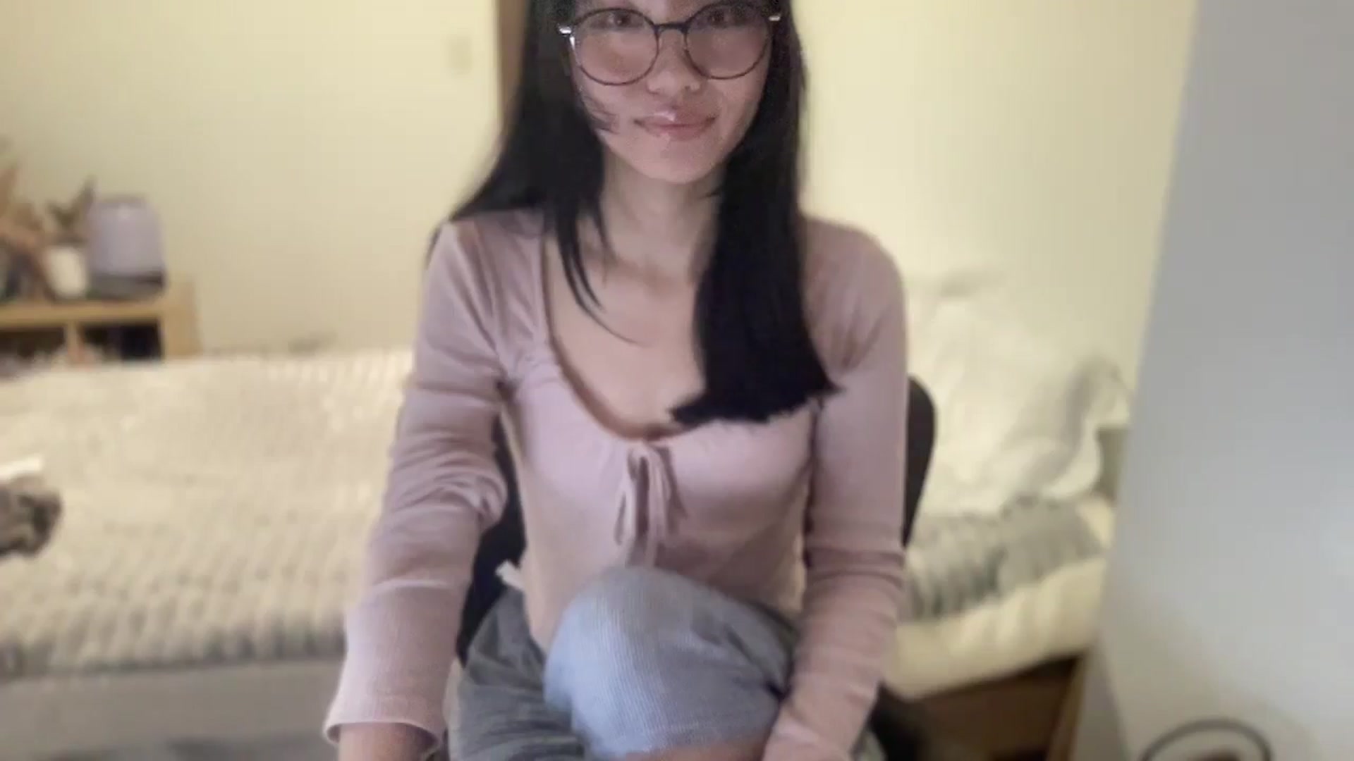 Gallery image thumbnail from Otochan's myfreecams stream on, 04/18/2025, 13:01 image 10 of 20