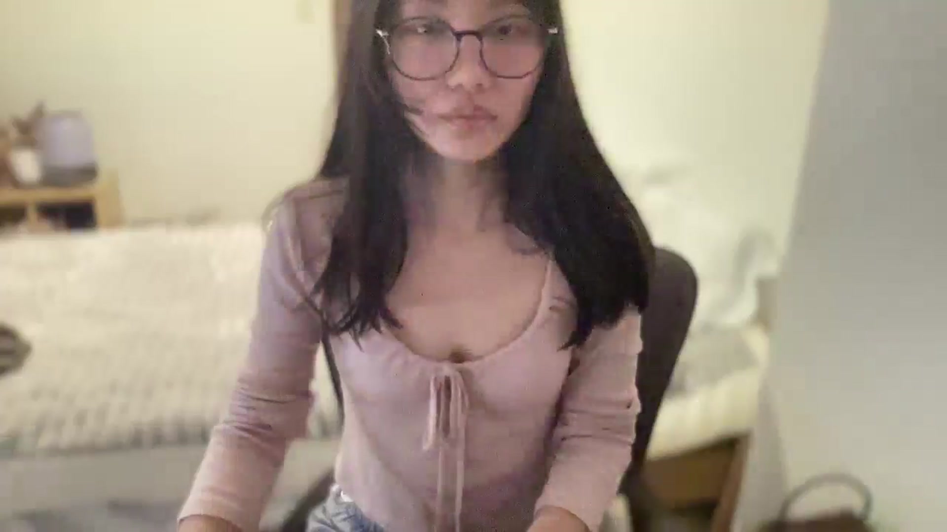 Gallery image thumbnail from Otochan's myfreecams stream on, 04/18/2025, 13:01 image 4 of 20