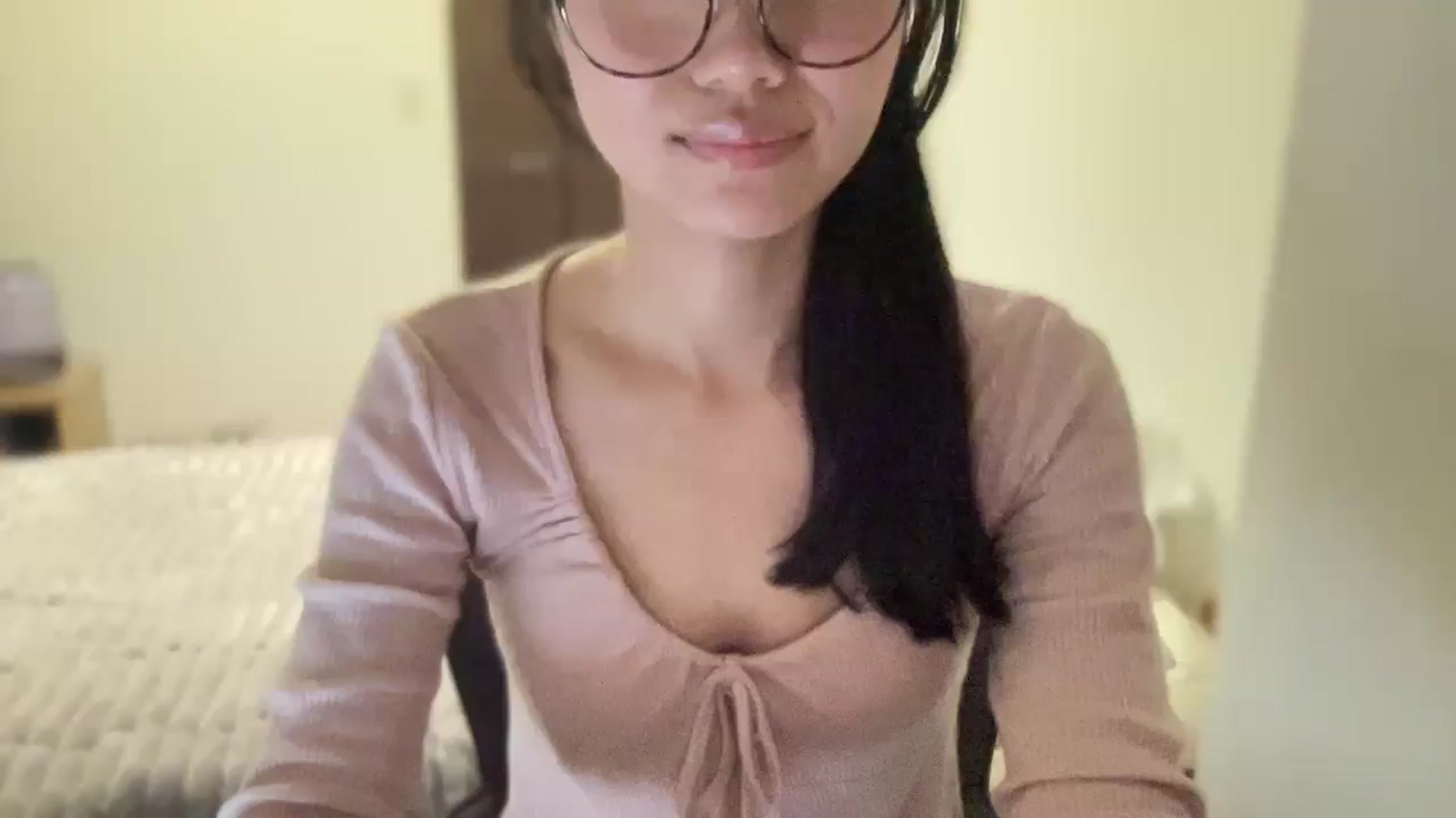 Gallery image thumbnail from Otochan's myfreecams stream on, 04/18/2025, 14:00 image 1 of 20