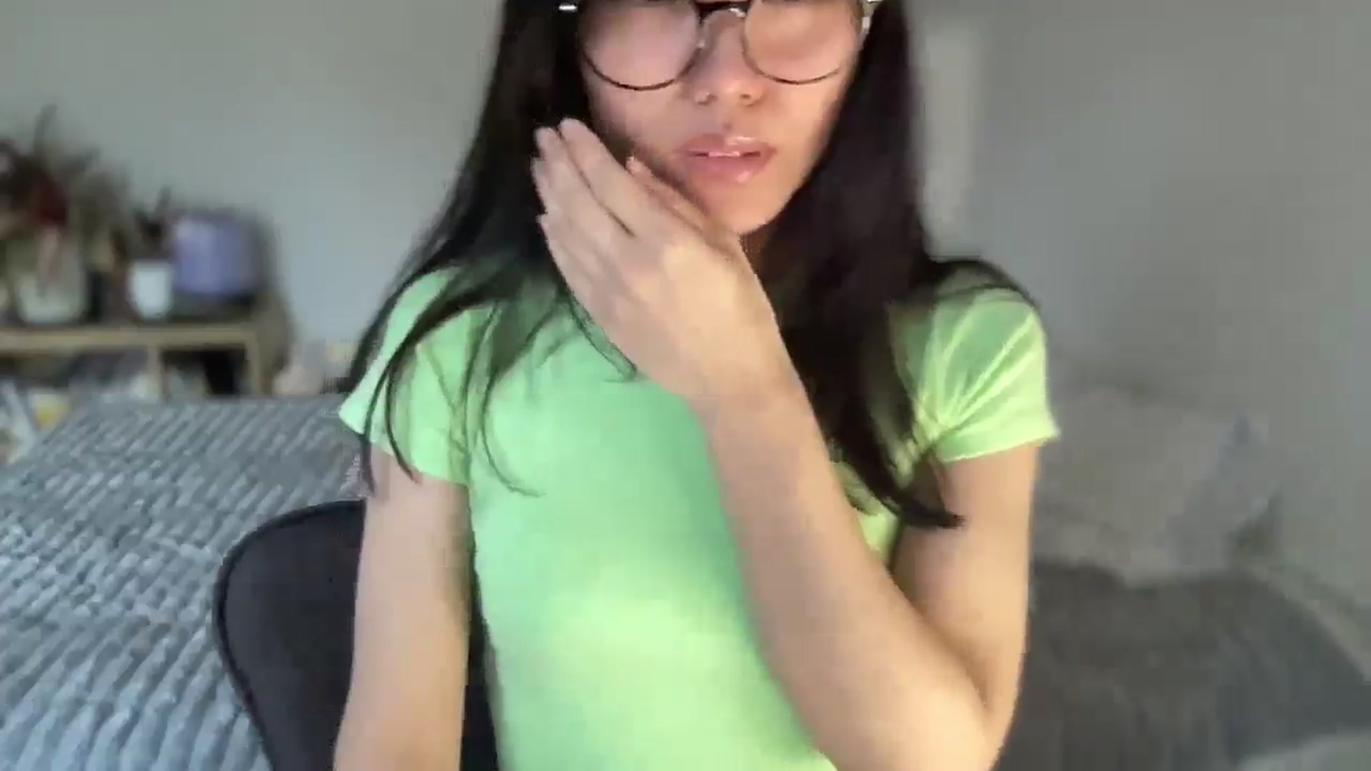 Gallery image thumbnail from Otochan's myfreecams stream on, 04/20/2025, 10:03 image 15 of 20