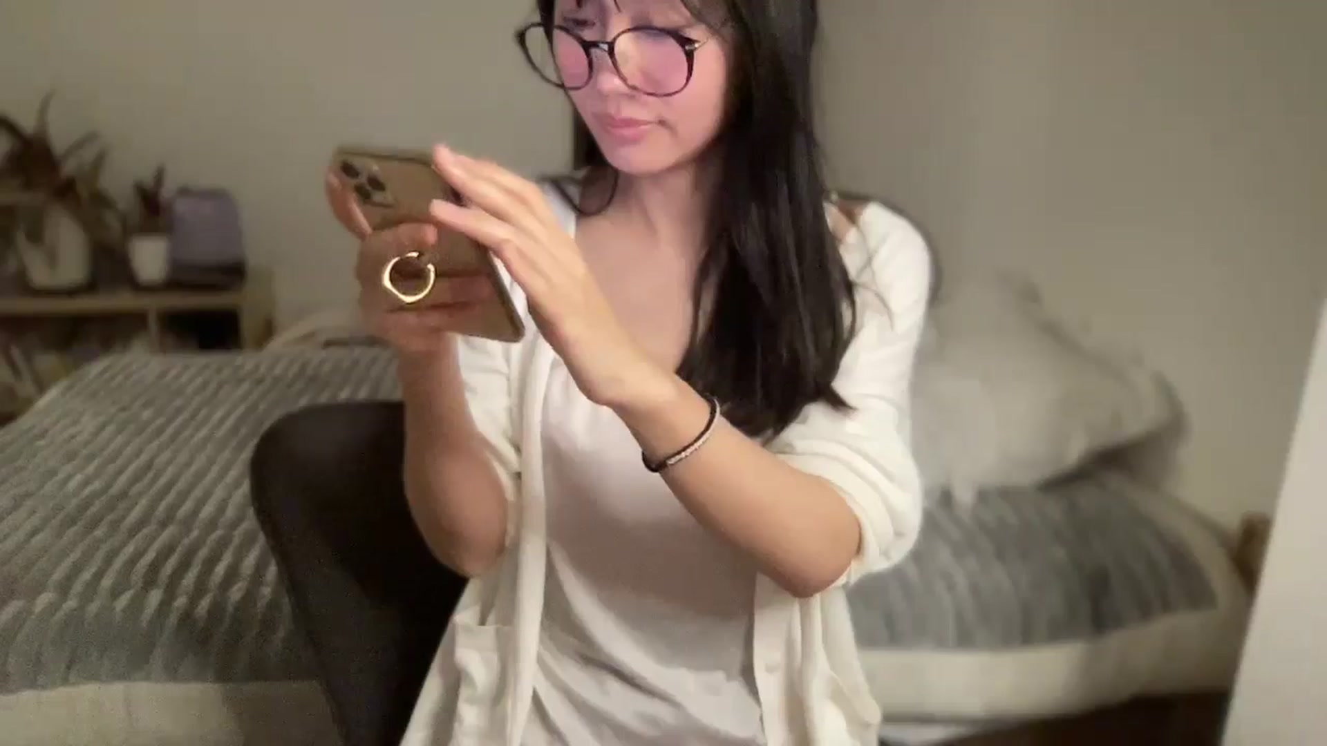 Gallery image thumbnail from Otochan's myfreecams stream on, 04/22/2025, 12:57 image 2 of 20
