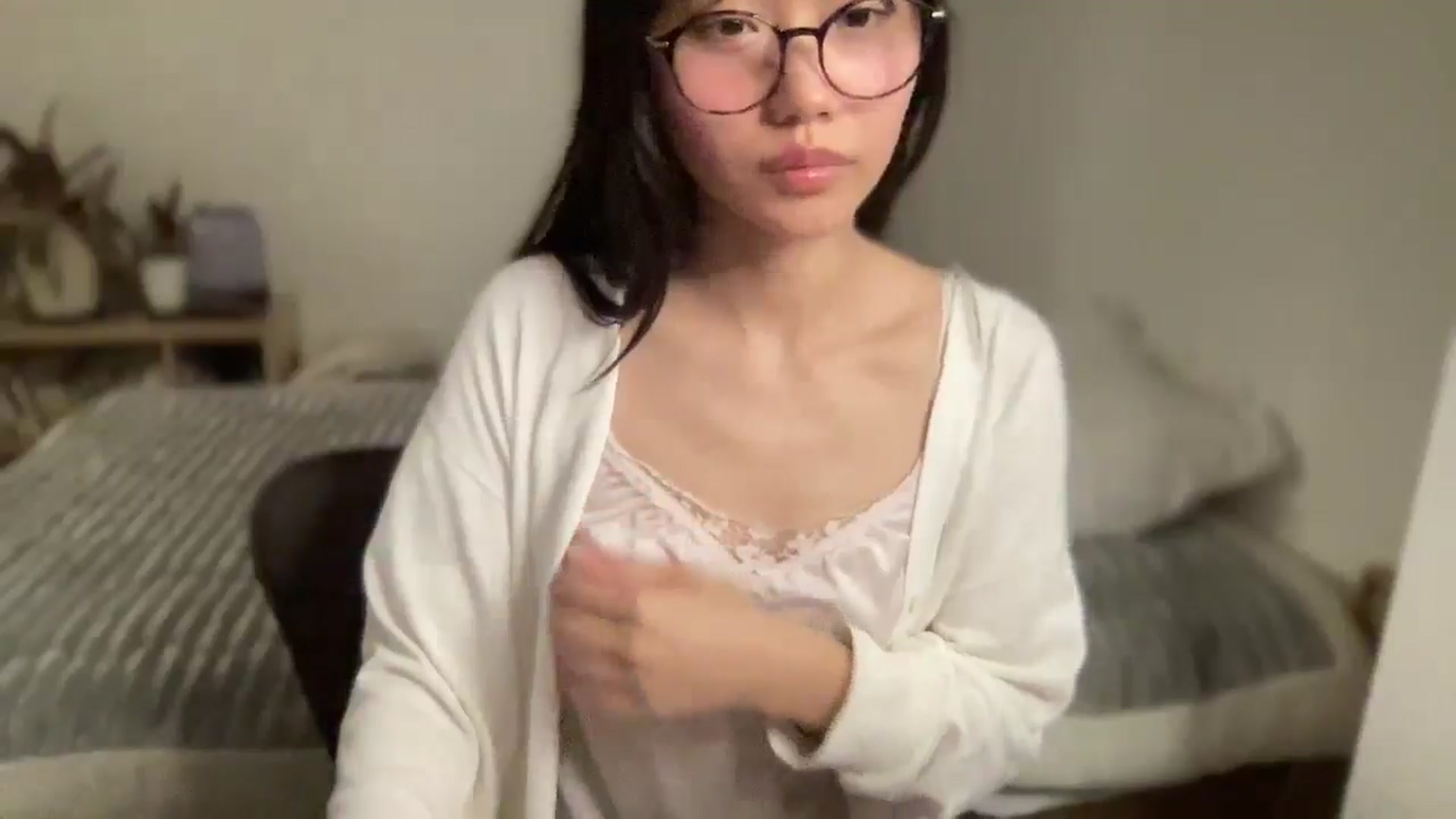 Gallery image thumbnail from Otochan's myfreecams stream on, 04/22/2025, 12:57 image 3 of 20