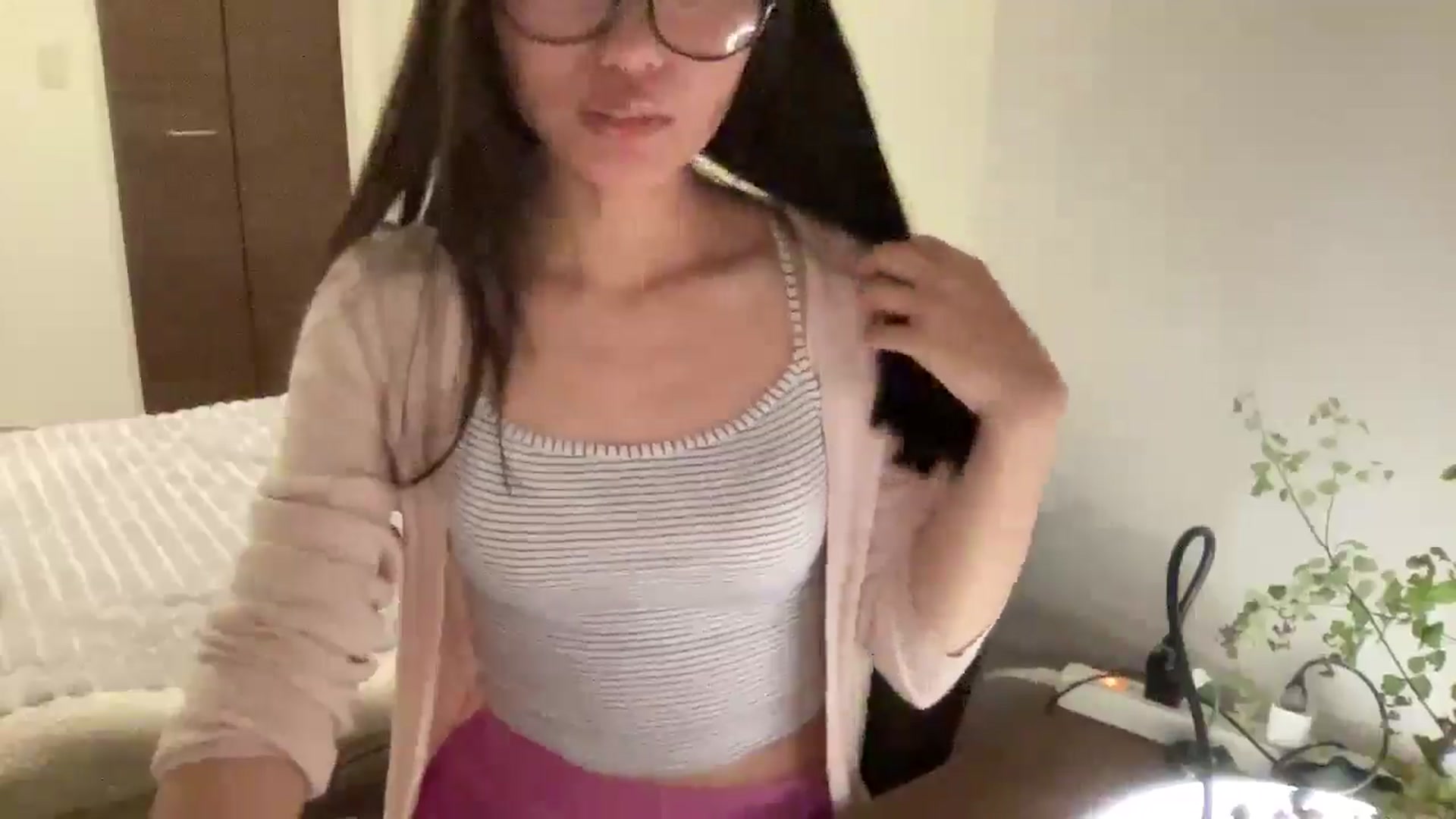 Gallery image thumbnail from Otochan's myfreecams stream on, 06/06/2025, 11:39 image 18 of 20