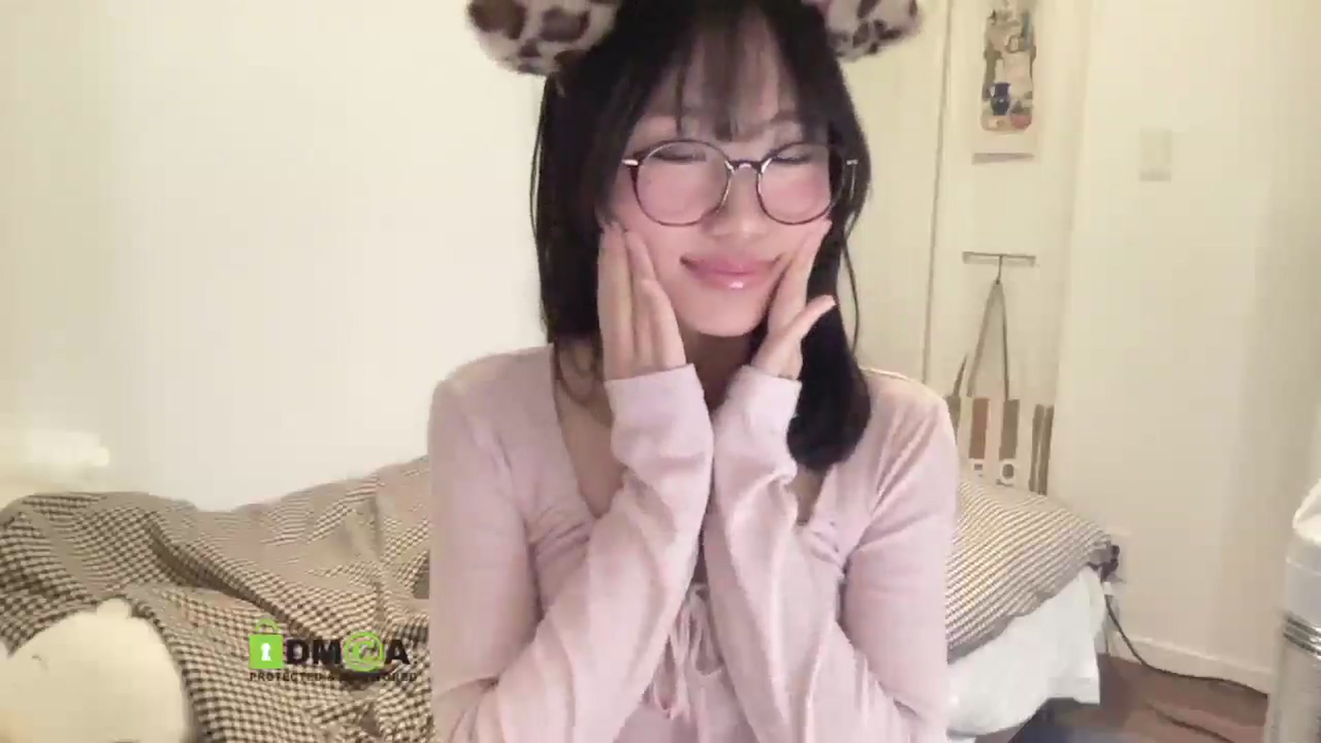Gallery image thumbnail from Otochan's myfreecams stream on, 12/22/2025, 08:20 image 16 of 20
