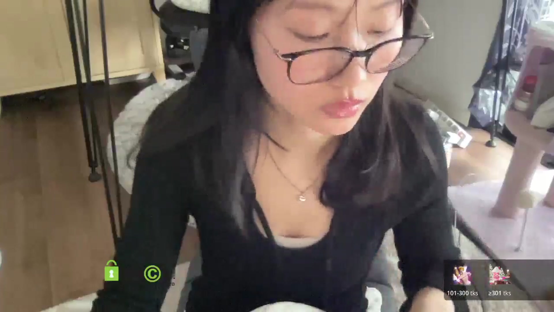 Gallery image thumbnail from Otochan's myfreecams stream on, 03/19/2026, 04:57 image 9 of 20
