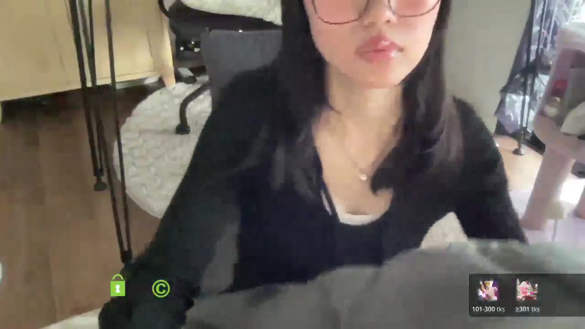 Gallery image thumbnail from Otochan's myfreecams stream on, 03/19/2026, 04:57 image 11 of 20