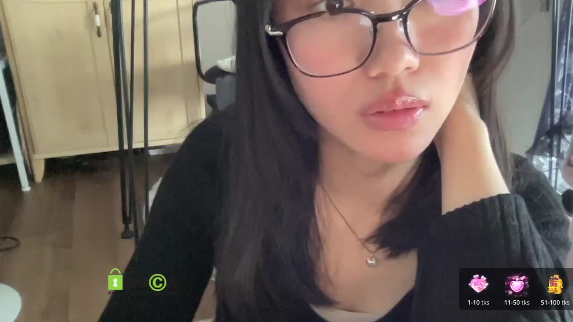 Gallery image thumbnail from Otochan's myfreecams stream on, 03/19/2026, 06:27 image 2 of 20
