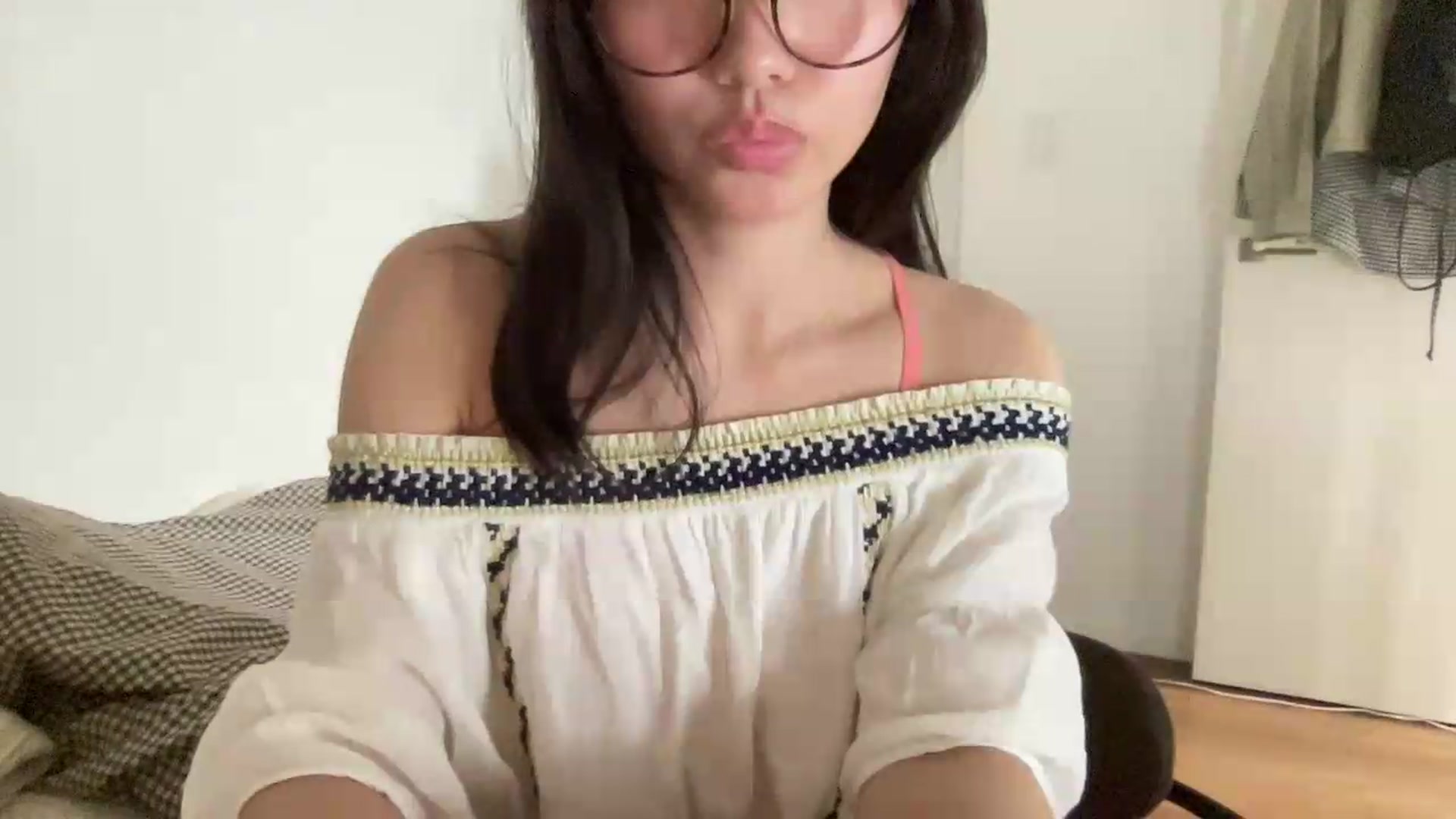 Gallery image thumbnail from Otochan's myfreecams stream on, 07/28/2026, 11:45 image 17 of 20