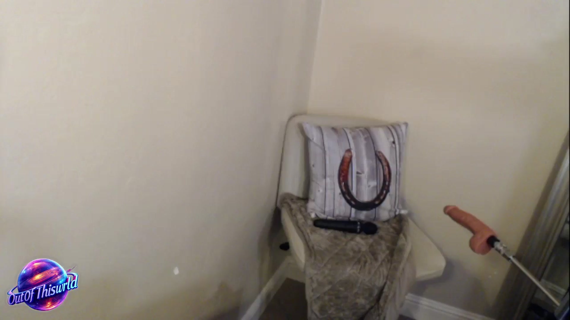 Gallery image thumbnail from OutOfThisWrld's myfreecams stream on, 01/12/2025, 09:11 image 7 of 20
