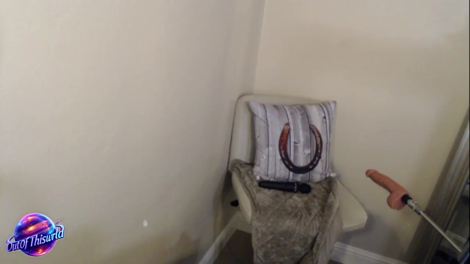 Gallery image thumbnail from OutOfThisWrld's myfreecams stream on, 01/12/2025, 09:11 image 11 of 20