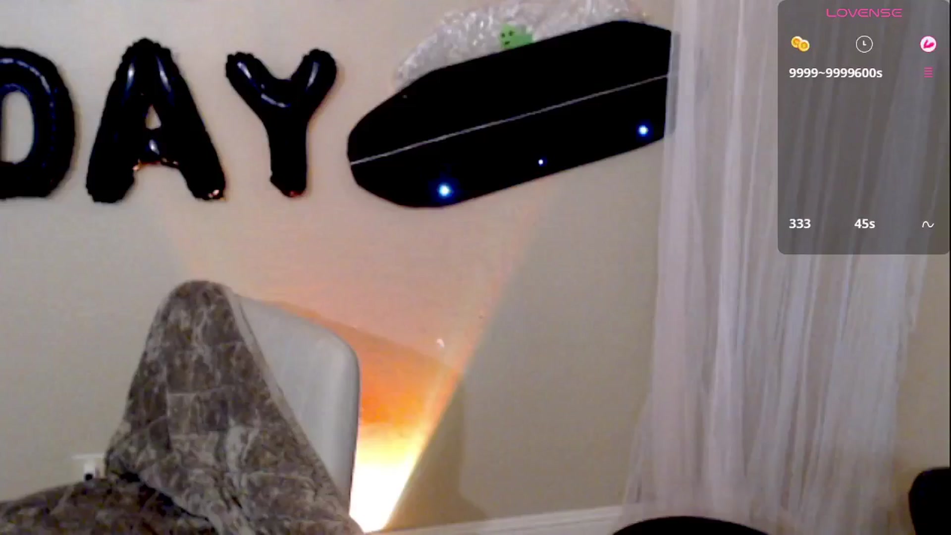 Gallery image thumbnail from OutOfThisWrld's myfreecams stream on, 02/02/2025, 24:12 image 8 of 20