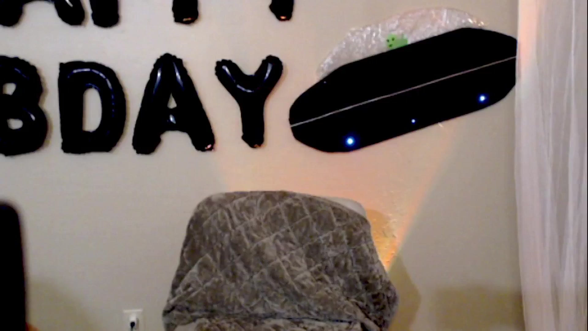 Gallery image thumbnail from OutOfThisWrld's myfreecams stream on, 02/02/2025, 03:11 image 8 of 20