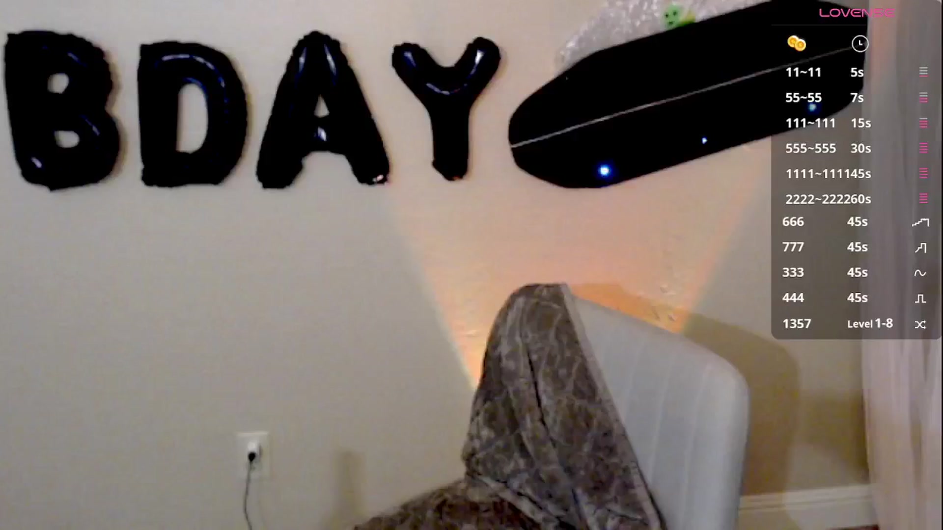 Gallery image thumbnail from OutOfThisWrld's myfreecams stream on, 02/02/2025, 07:24 image 16 of 20