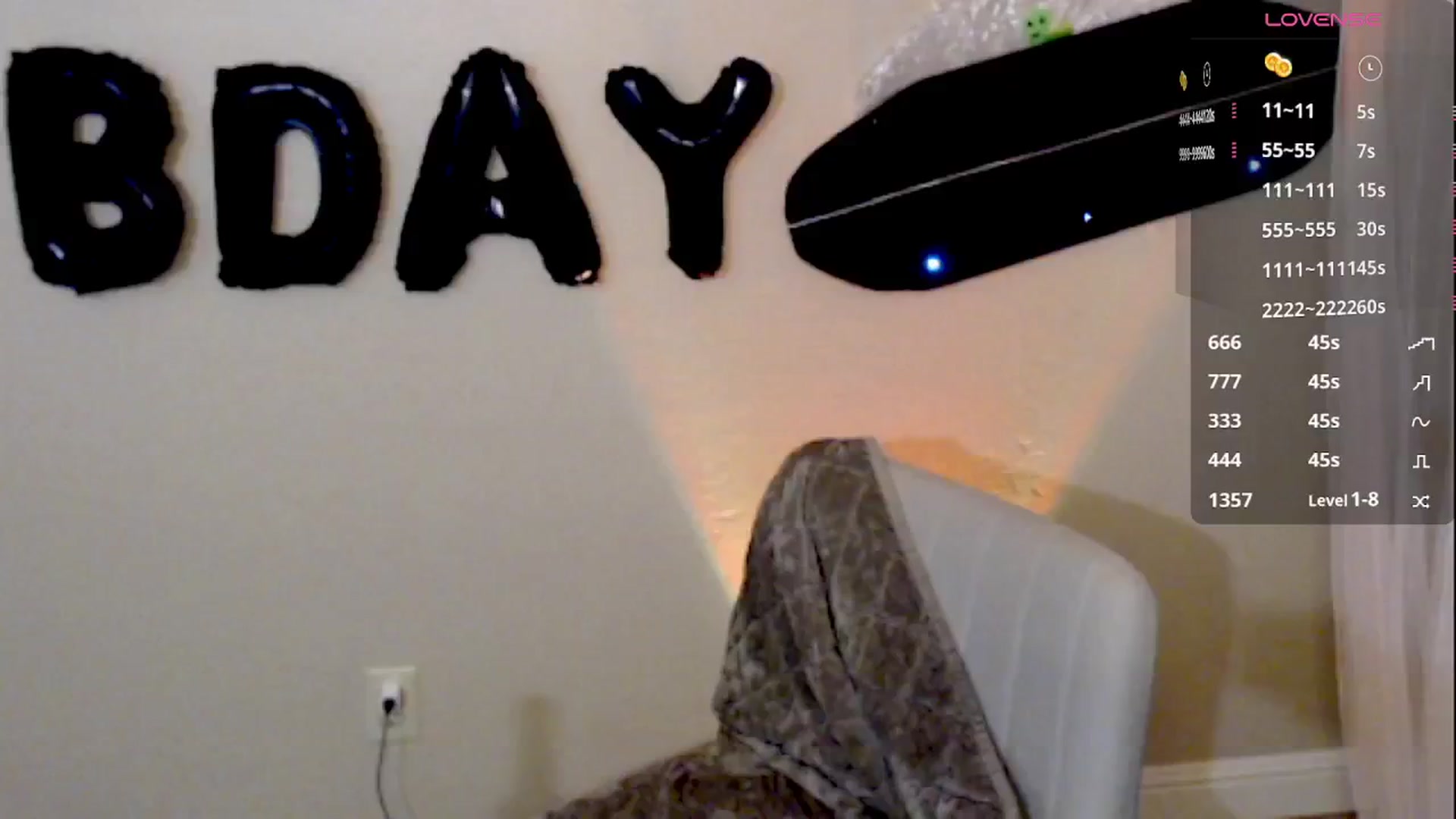 Gallery image thumbnail from OutOfThisWrld's myfreecams stream on, 02/02/2025, 07:24 image 15 of 20