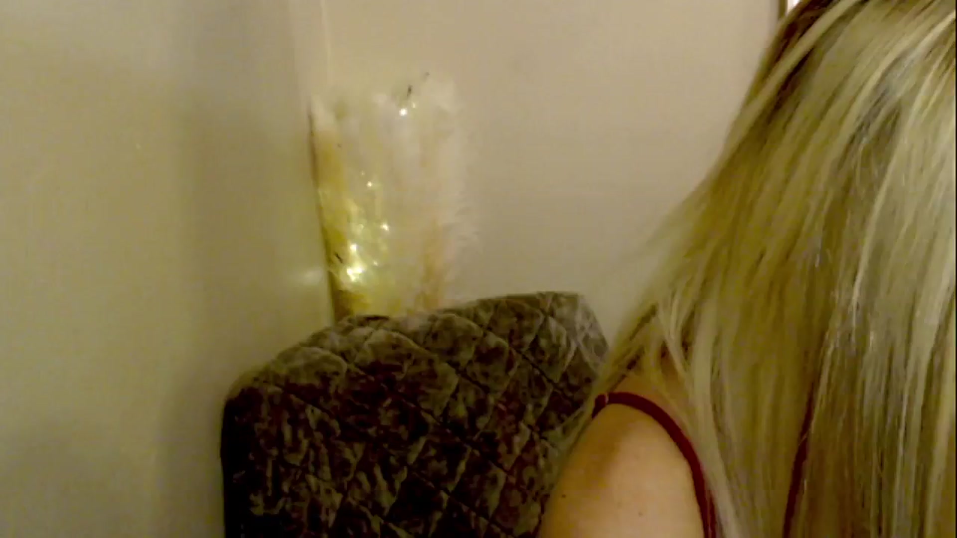 Gallery image thumbnail from OutOfThisWrld's myfreecams stream on, 02/04/2025, 10:41 image 19 of 20