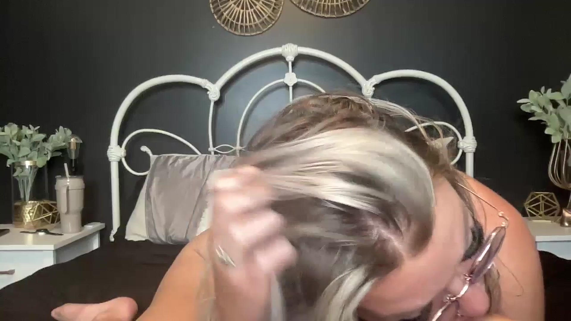 Gallery image thumbnail from Outlawsue_528's myfreecams stream on, 06/22/2023, 22:21 image 13 of 20