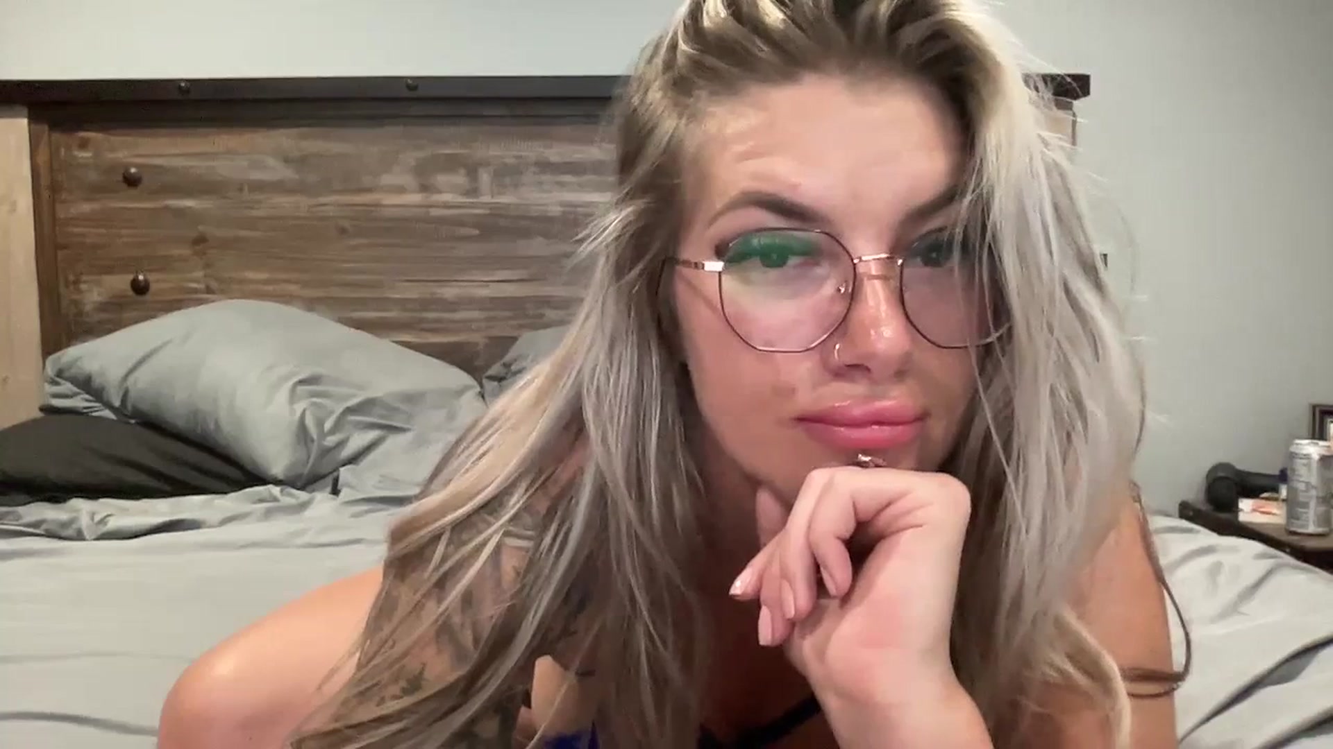 Gallery image thumbnail from Outlawsue_528's myfreecams stream on, 07/09/2023, 03:27 image 4 of 20