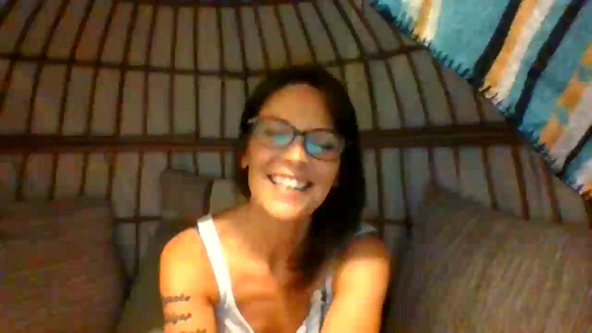 Gallery image thumbnail from OverallDistracted's myfreecams stream on, 08/23/2026, 17:49 image 16 of 20