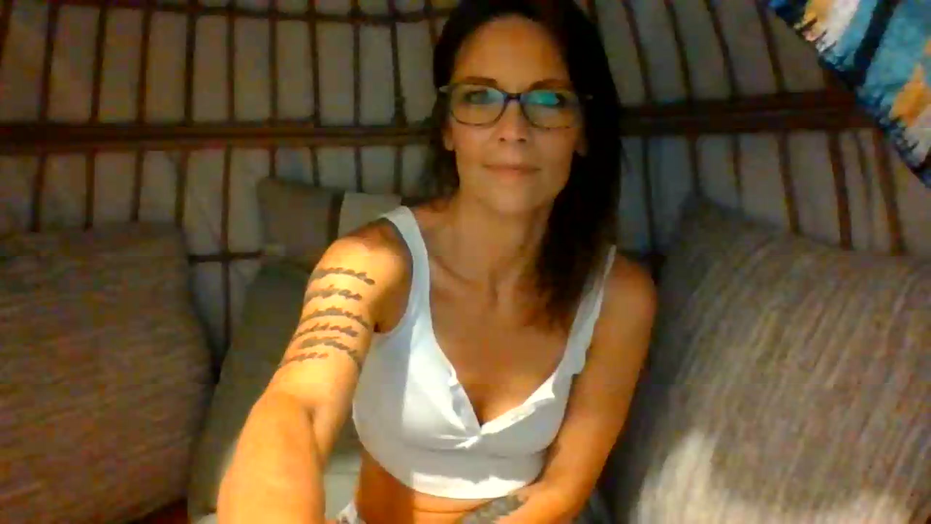 Gallery image thumbnail from OverallDistracted's myfreecams stream on, 08/23/2026, 17:49 image 20 of 20