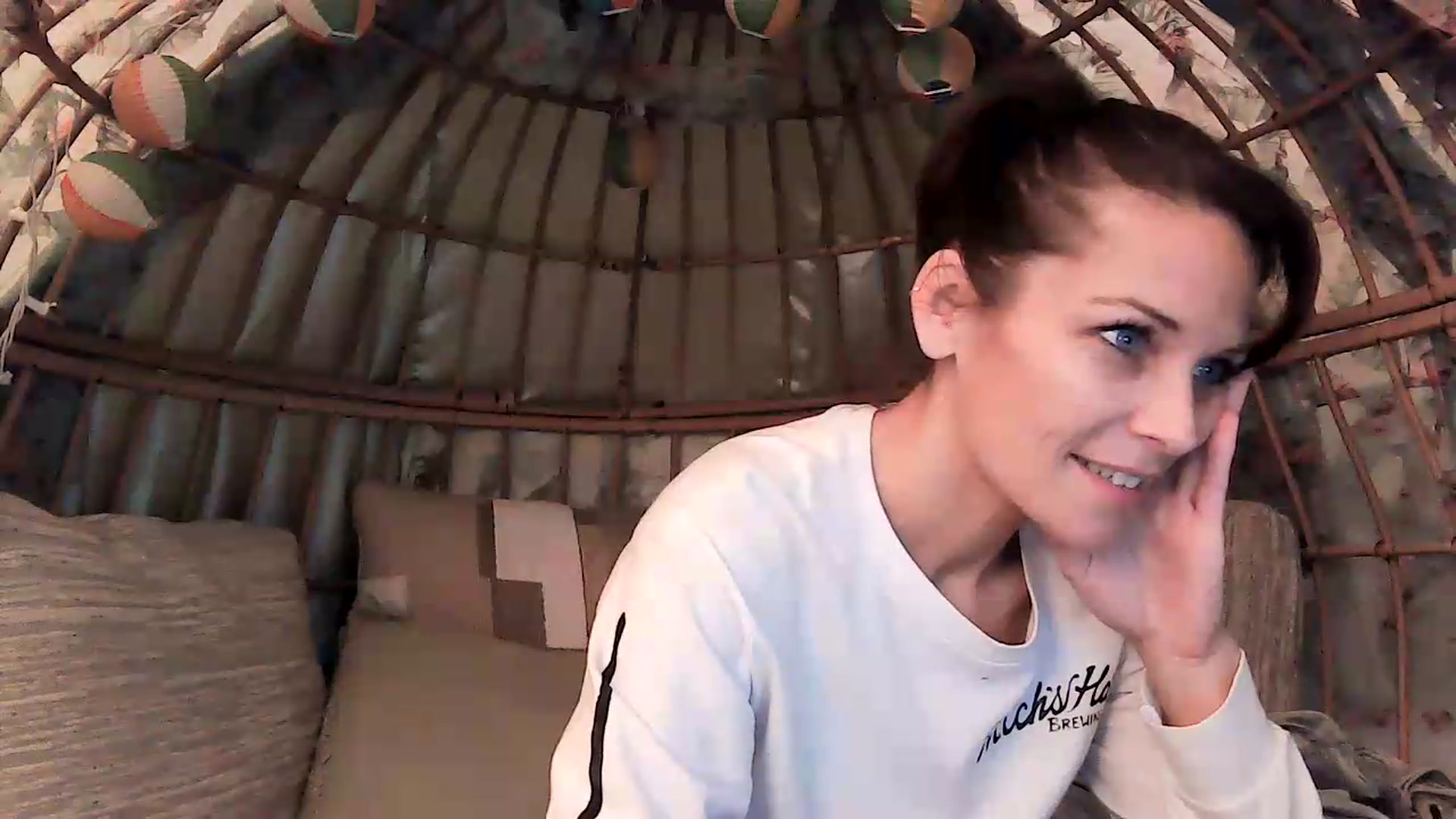 Gallery image thumbnail from OverallDistracted's myfreecams stream on, 08/26/2026, 12:10 image 4 of 20
