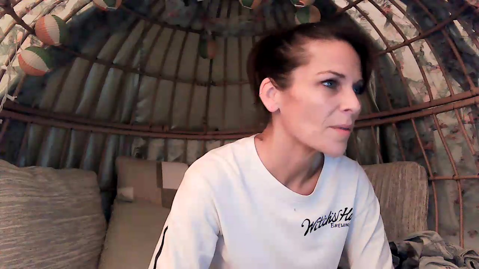 Gallery image thumbnail from OverallDistracted's myfreecams stream on, 08/26/2026, 12:10 image 9 of 20