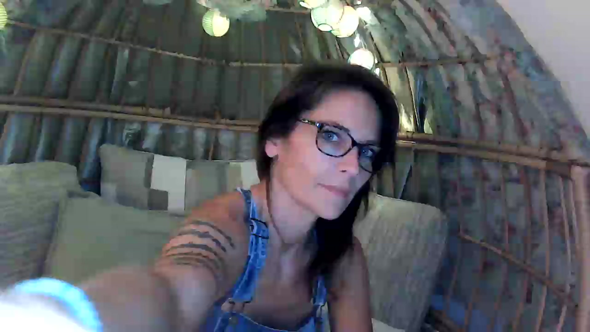 Gallery image thumbnail from OverallDistracted's myfreecams stream on, 08/29/2026, 04:12 image 1 of 20