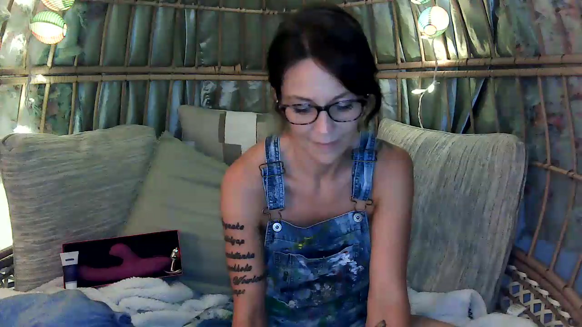 Gallery image thumbnail from OverallDistracted's myfreecams stream on, 08/30/2026, 04:38 image 5 of 20