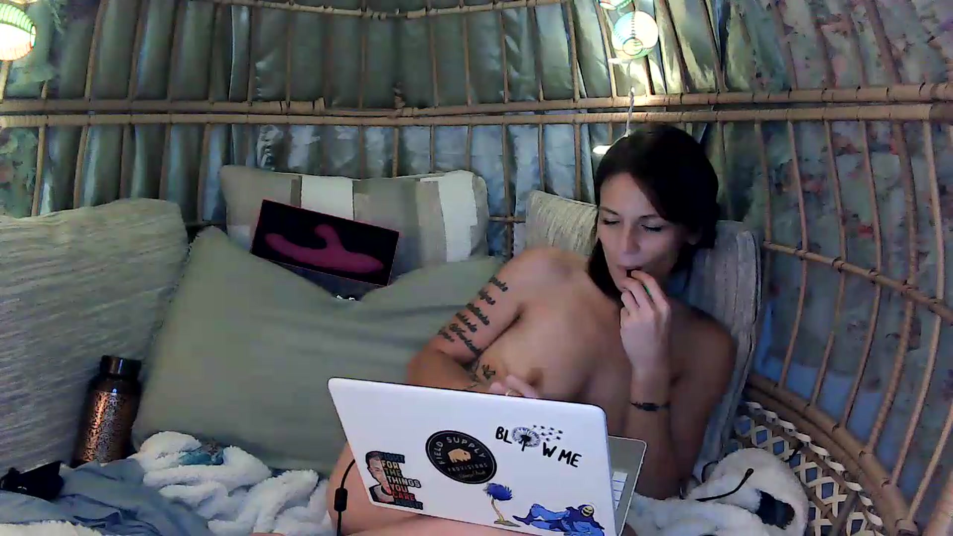 Gallery image thumbnail from OverallDistracted's myfreecams stream on, 08/30/2026, 05:49 image 20 of 20