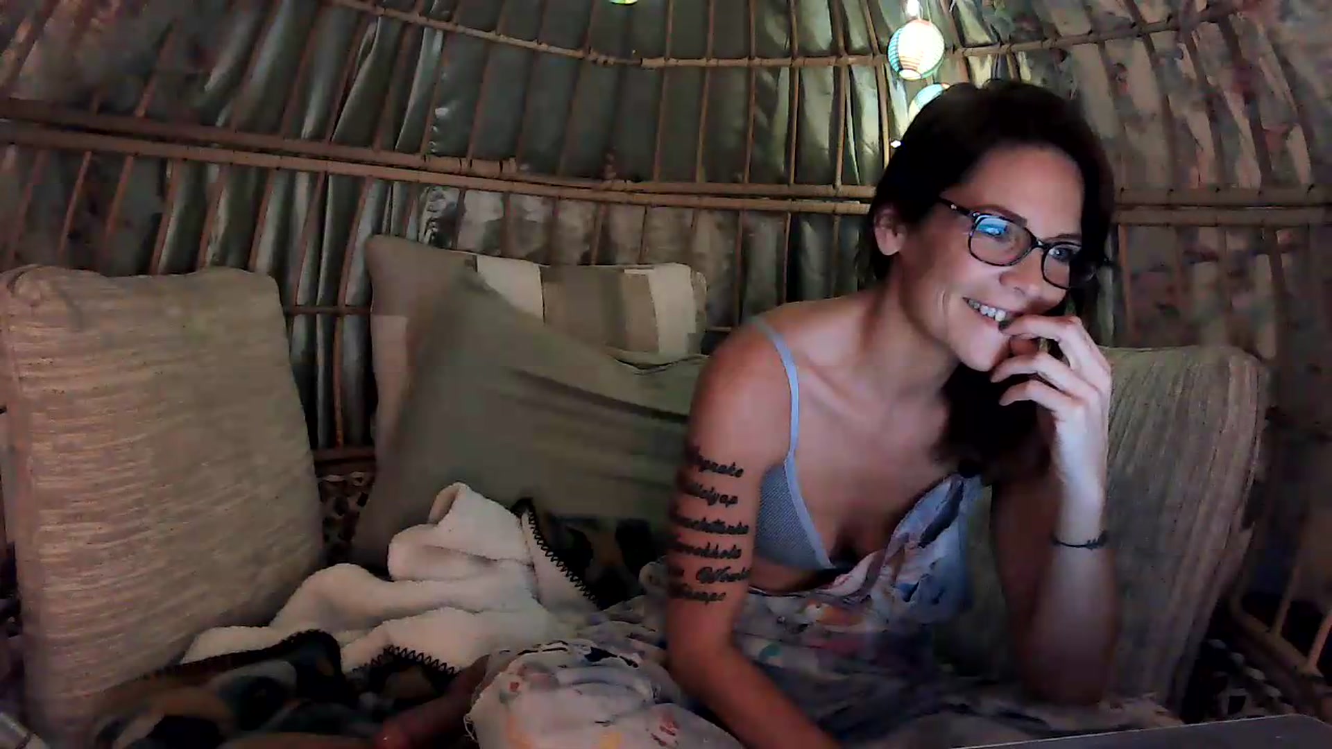 Gallery image thumbnail from OverallDistracted's myfreecams stream on, 09/07/2026, 02:10 image 19 of 20