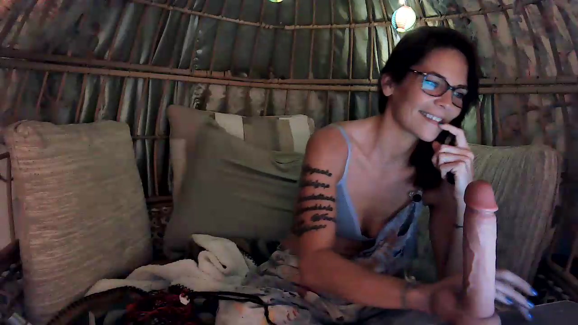 Gallery image thumbnail from OverallDistracted's myfreecams stream on, 09/07/2026, 02:47 image 3 of 20