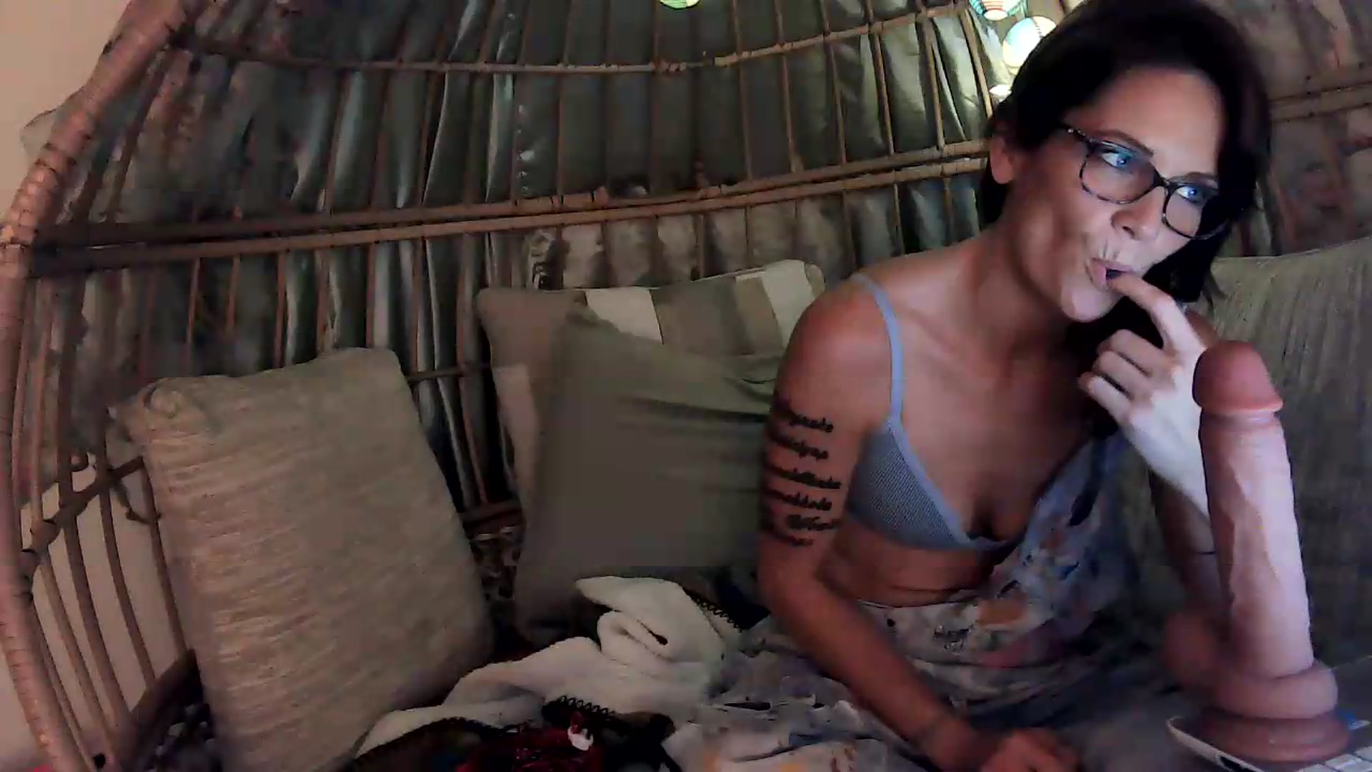 Gallery image thumbnail from OverallDistracted's myfreecams stream on, 09/07/2026, 02:47 image 10 of 20