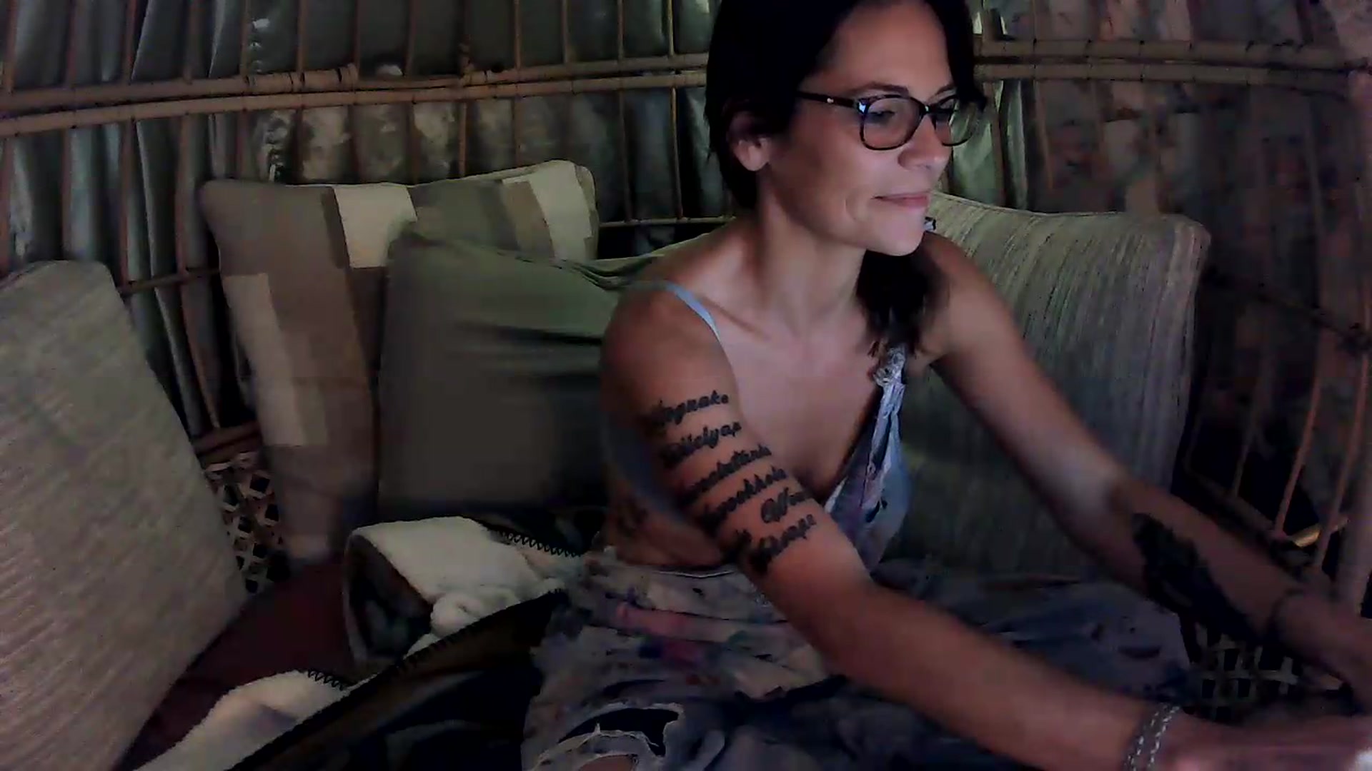 Gallery image thumbnail from OverallDistracted's myfreecams stream on, 09/07/2026, 06:17 image 12 of 20