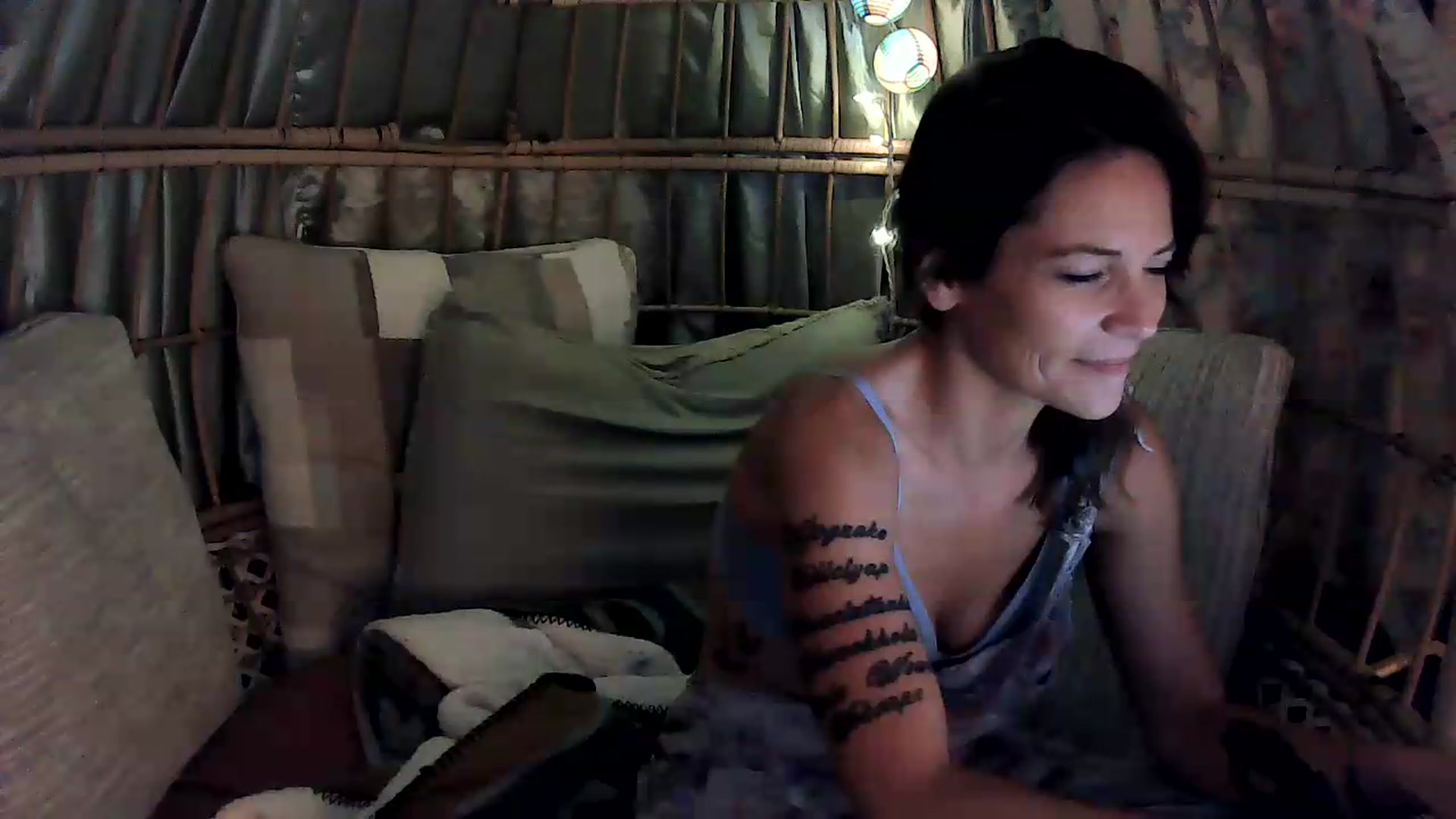 Gallery image thumbnail from OverallDistracted's myfreecams stream on, 09/07/2026, 06:47 image 3 of 20