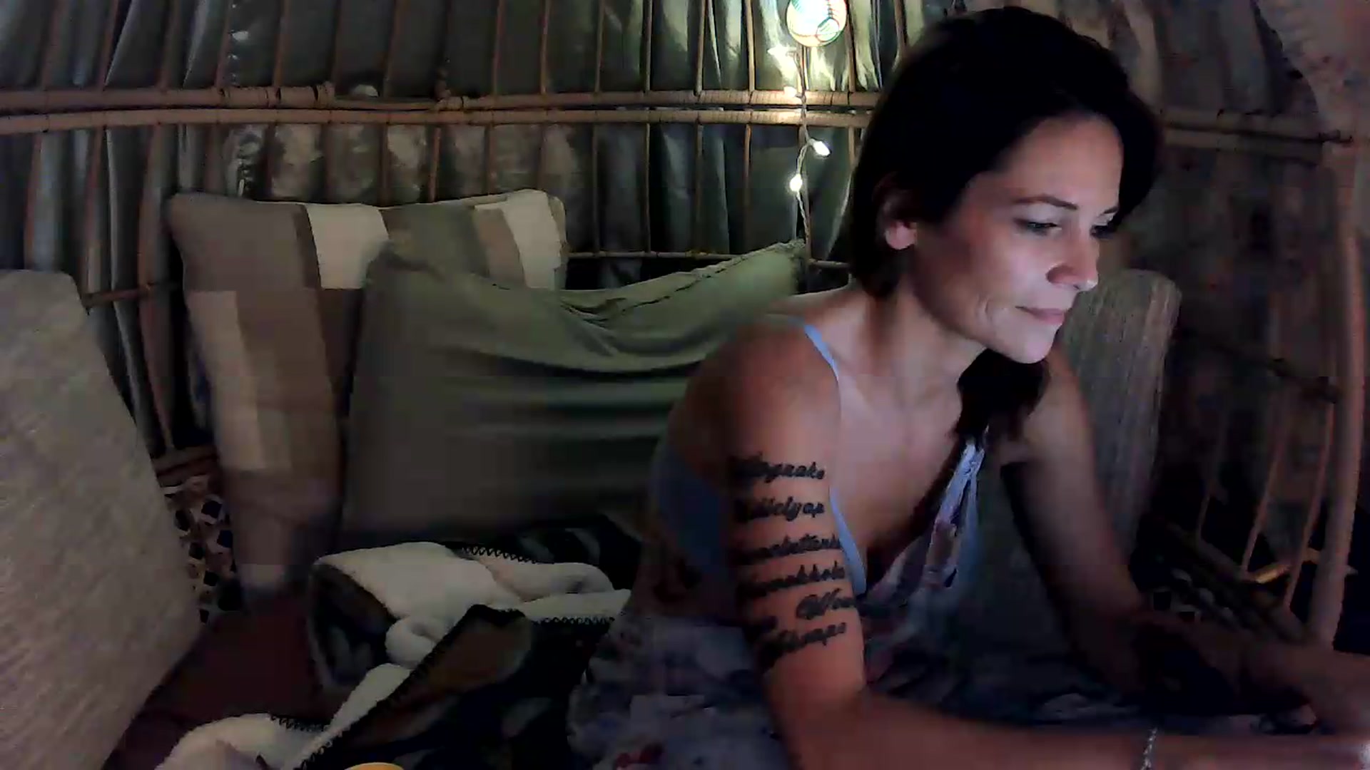 Gallery image thumbnail from OverallDistracted's myfreecams stream on, 09/07/2026, 06:47 image 14 of 20