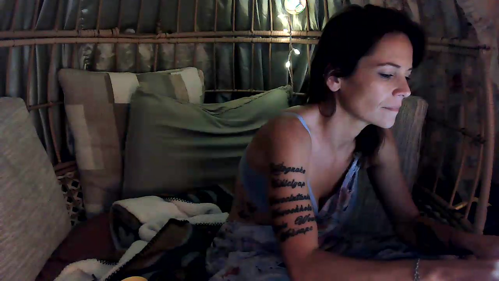Gallery image thumbnail from OverallDistracted's myfreecams stream on, 09/07/2026, 06:47 image 16 of 20
