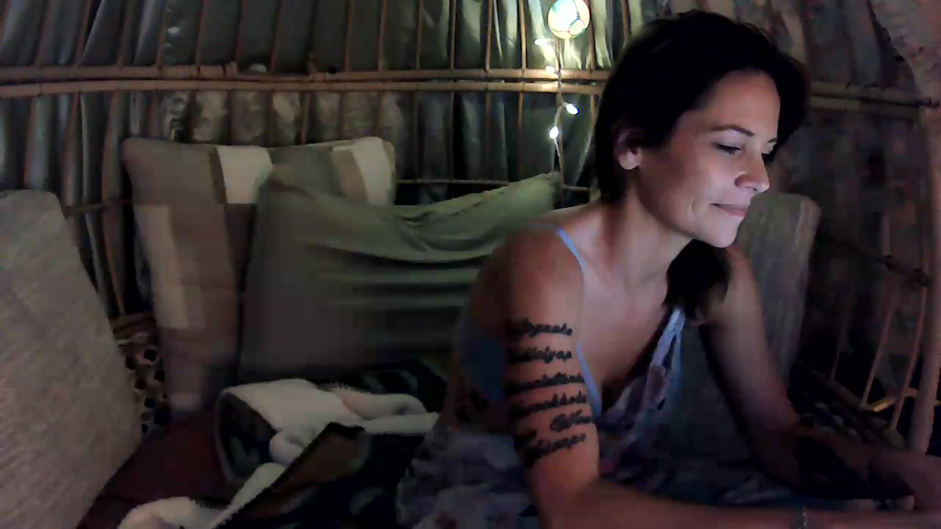 Gallery image thumbnail from OverallDistracted's myfreecams stream on, 09/07/2026, 06:47 image 11 of 20